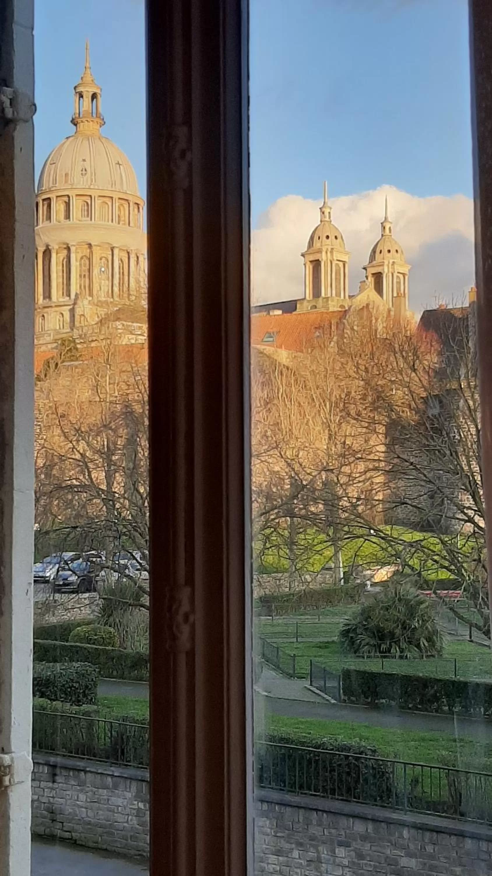 Nearby landmark in La Belle Boulonnaise