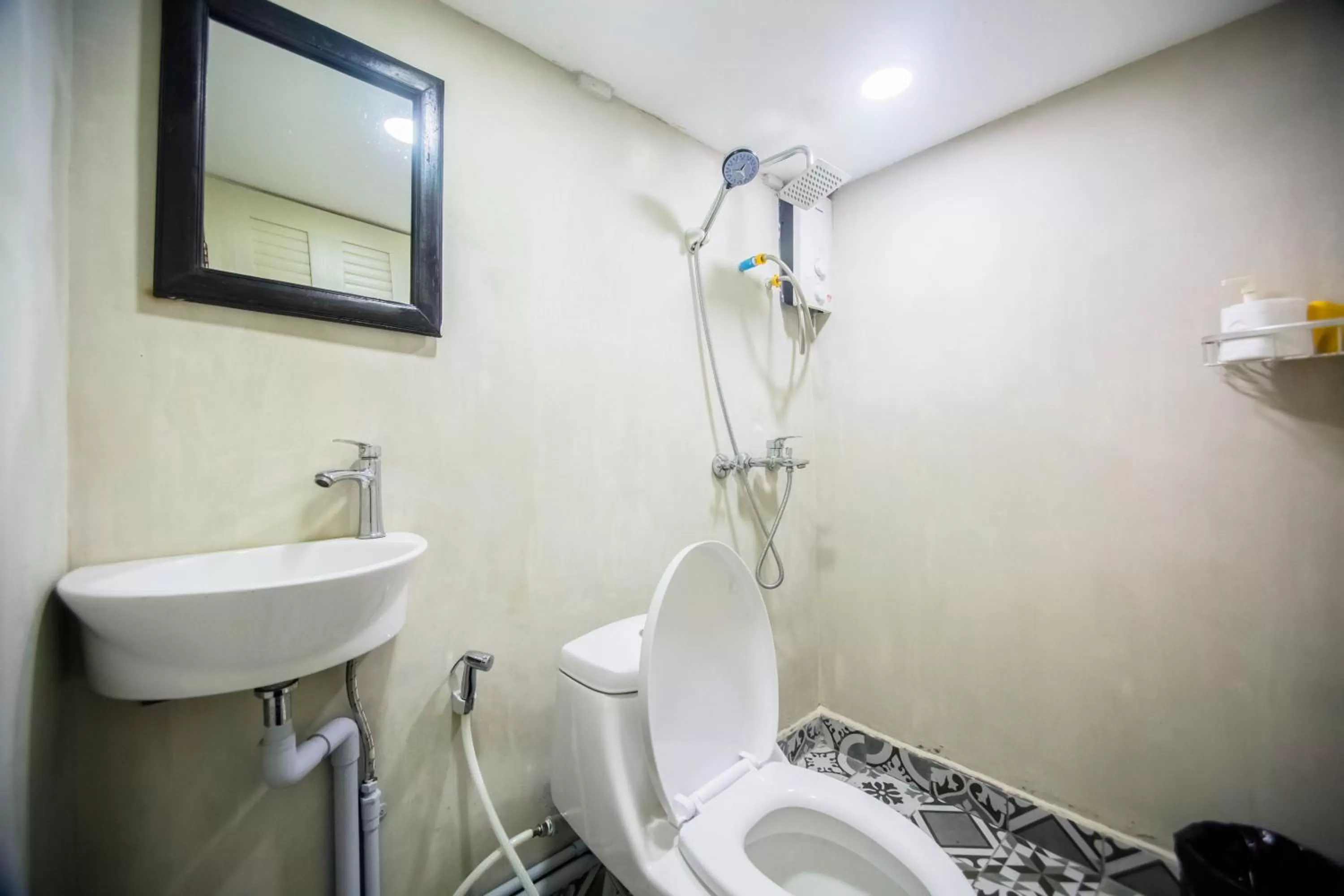 Toilet in The Artist Residence