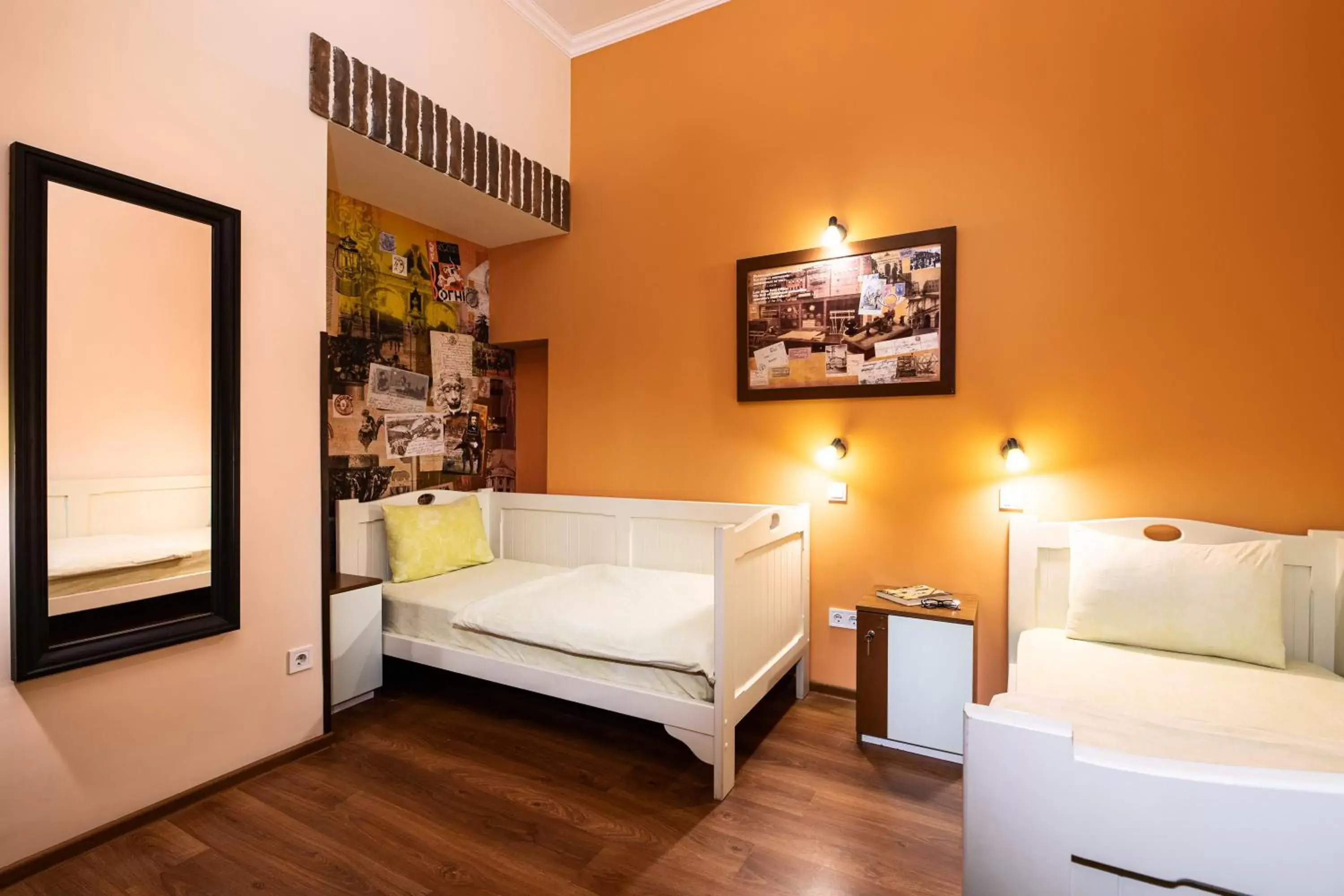 Twin Room with Private Bathroom in Post House Rooms Twin Room with Private Bathroom in Post House Rooms