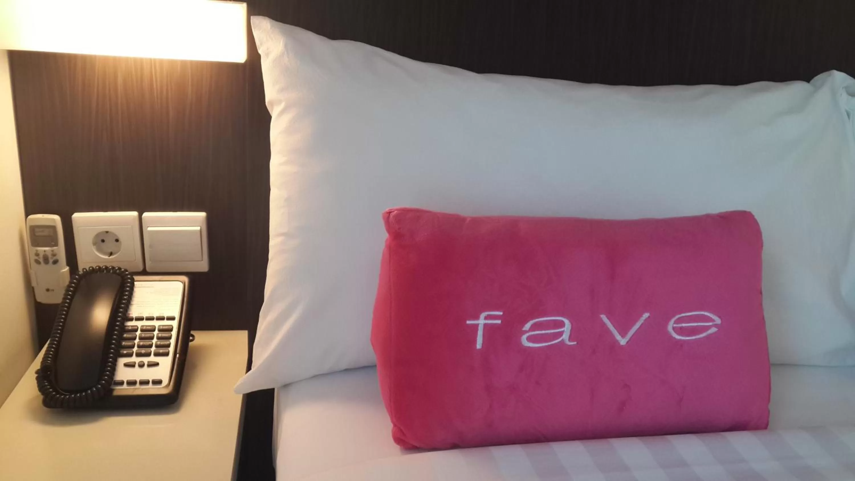 Other, Bed in favehotel Pluit Junction
