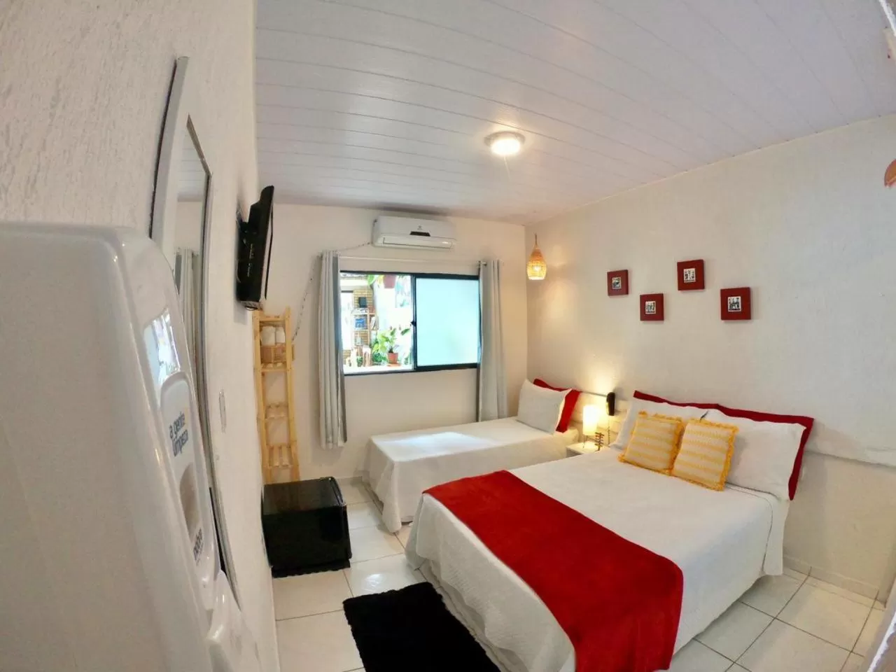 Photo of the whole room in Pousada America do Sol