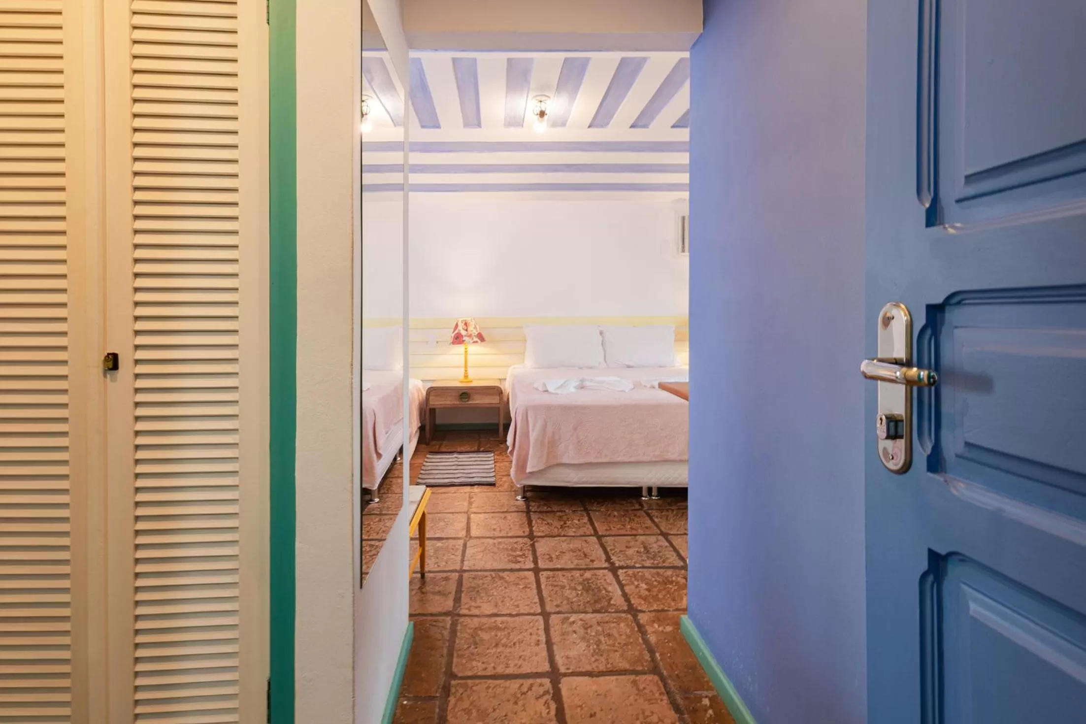 Facade/entrance, Bed in Vila Bela-Emília