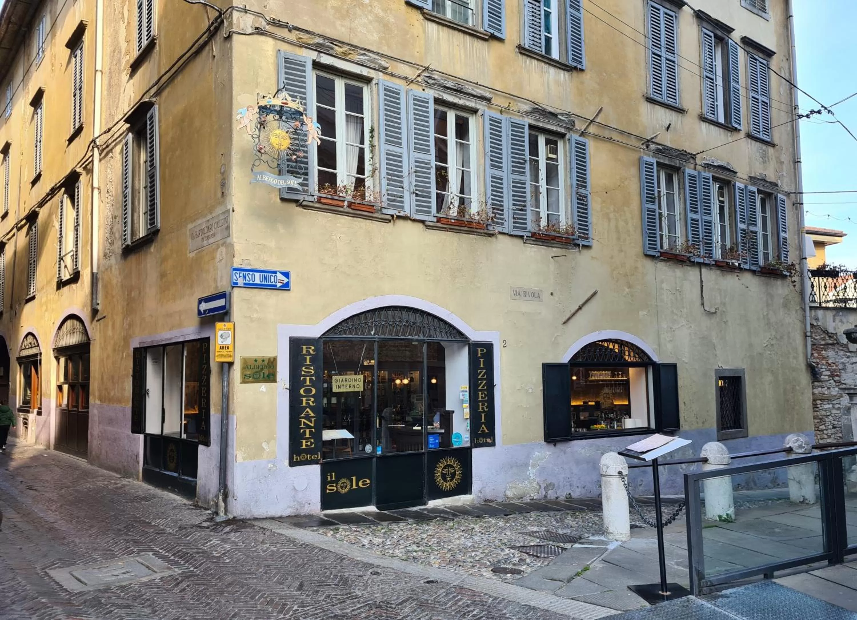 Property building in Il Sole