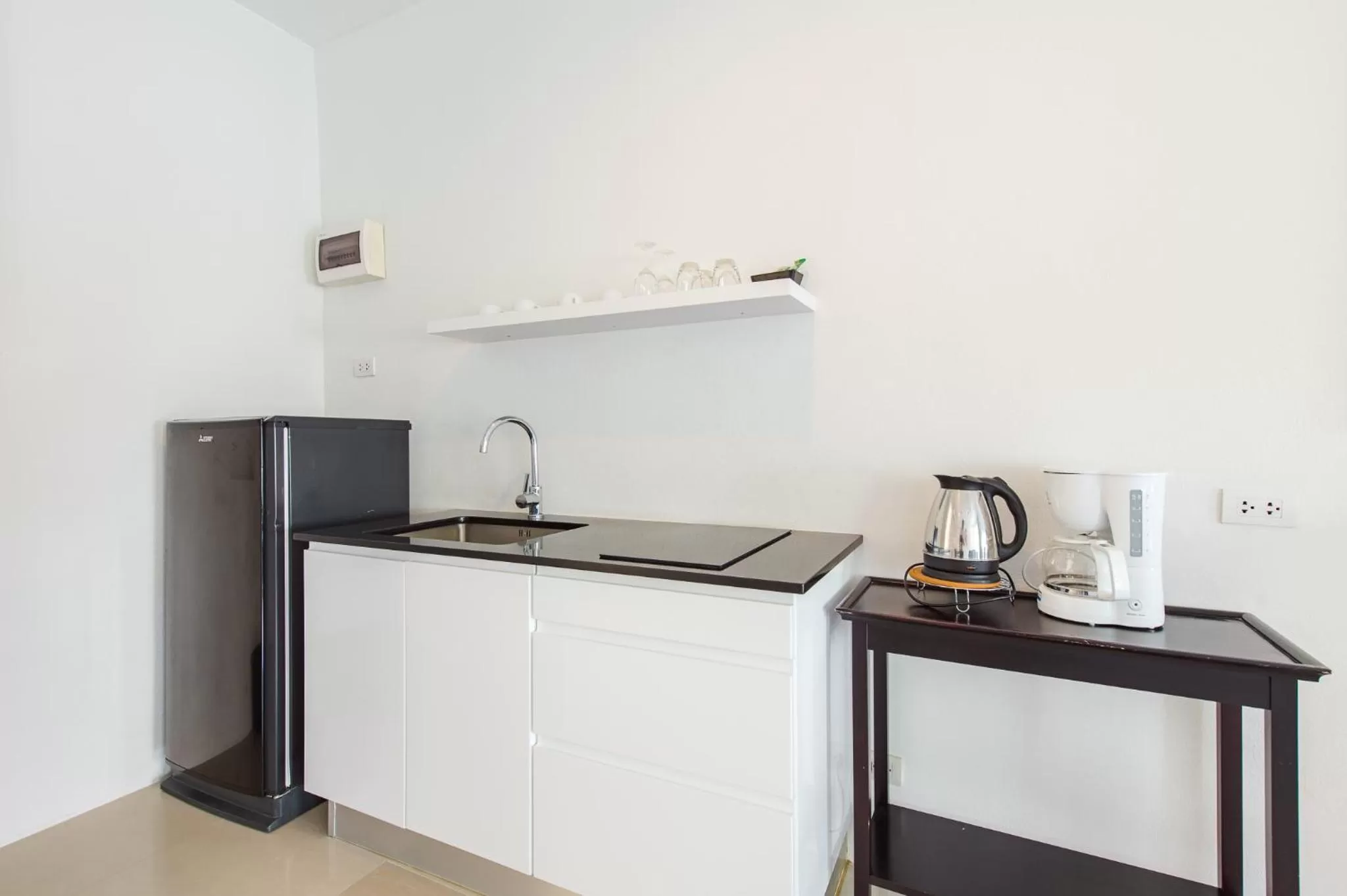 Coffee/tea facilities in The Beach Village Resort