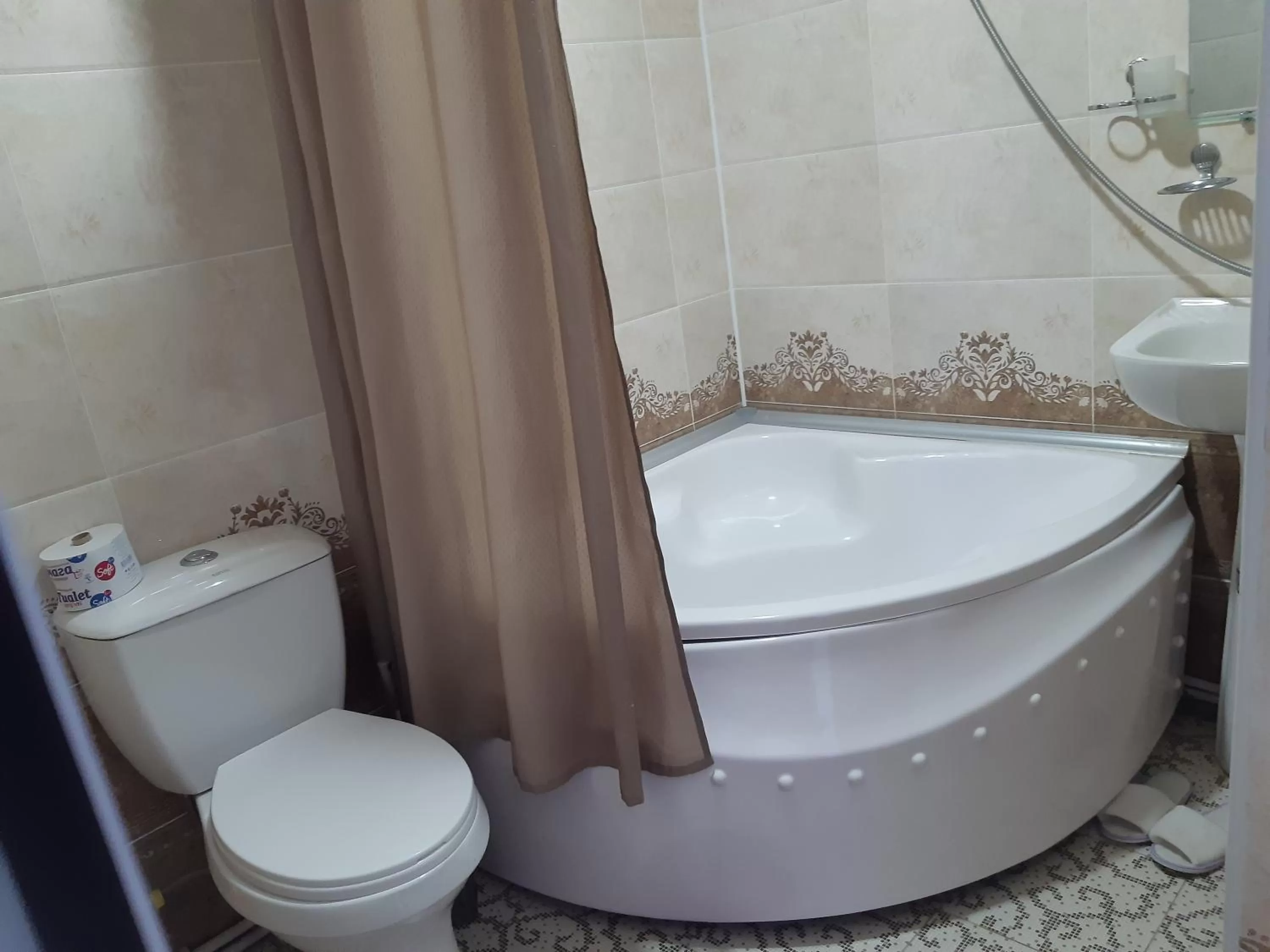 Bathroom in Risqiro'z Ancient Boutique Hotel