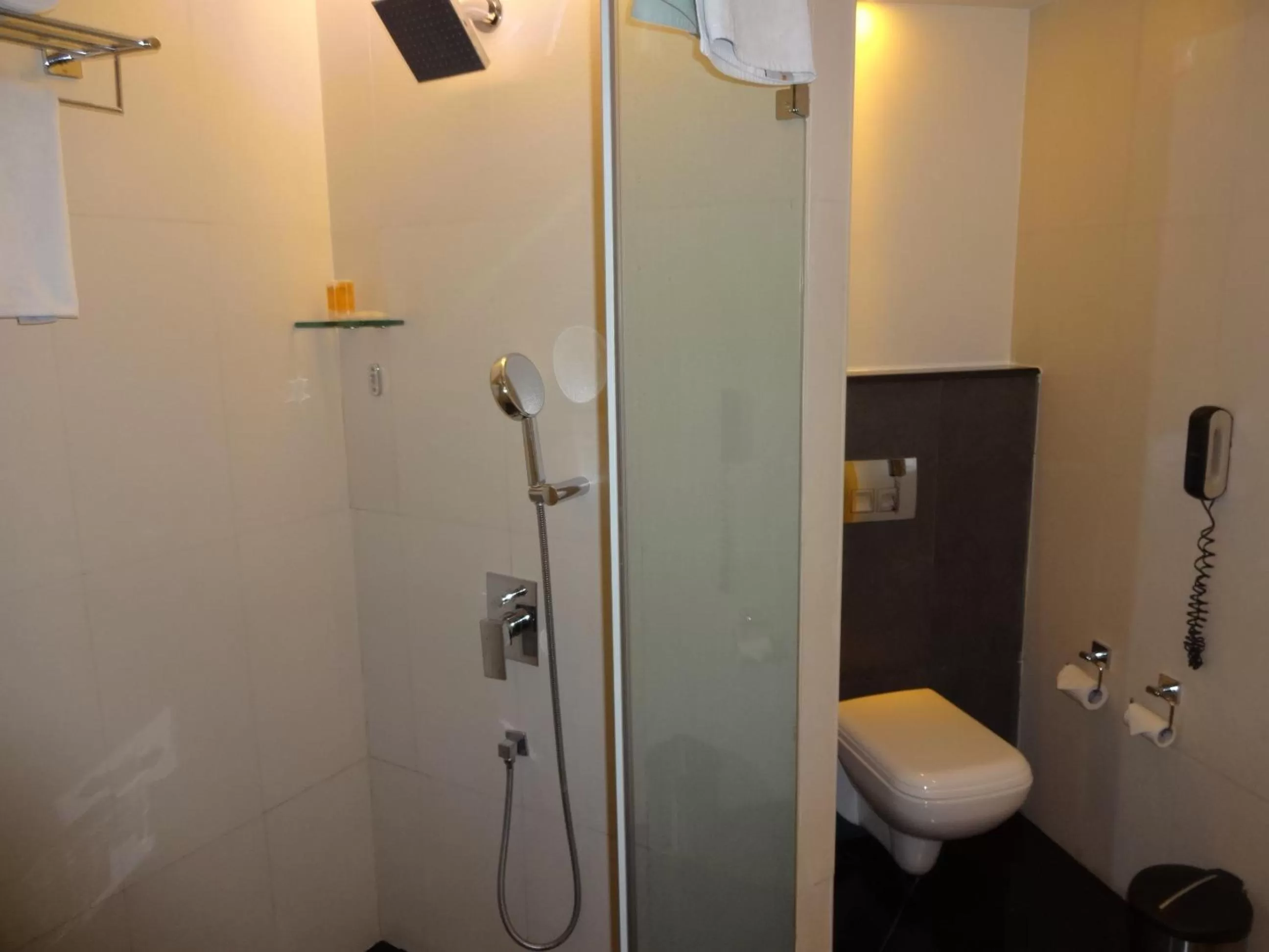 Bathroom in Marigold Hotel