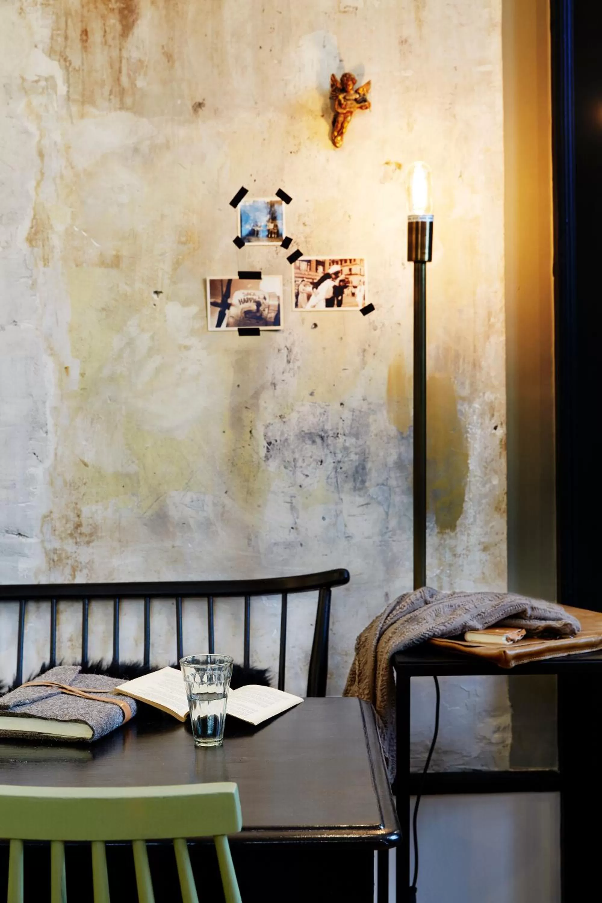 Restaurant/places to eat in Le Boutik Hotel