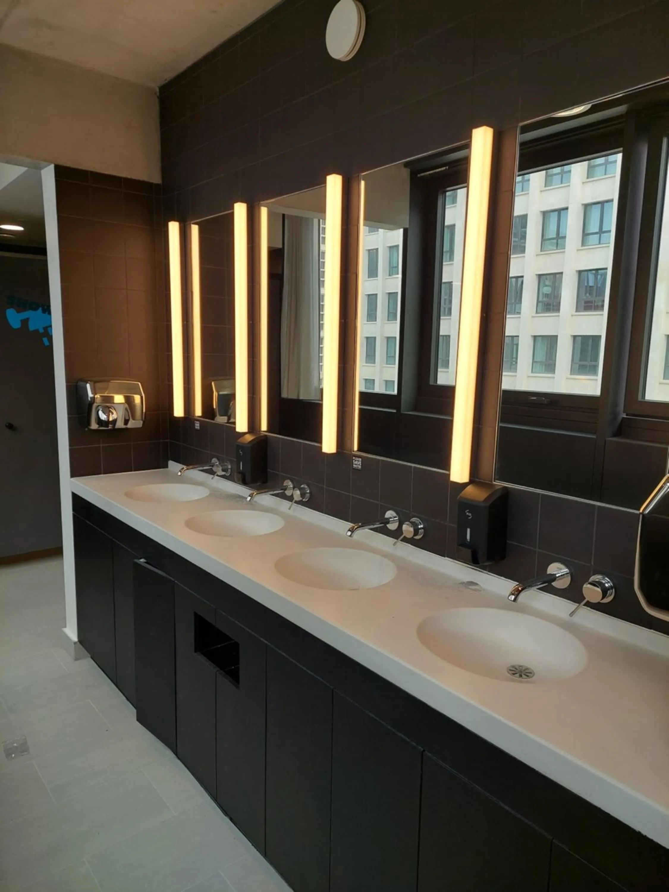 Bathroom in The People - Paris Marais