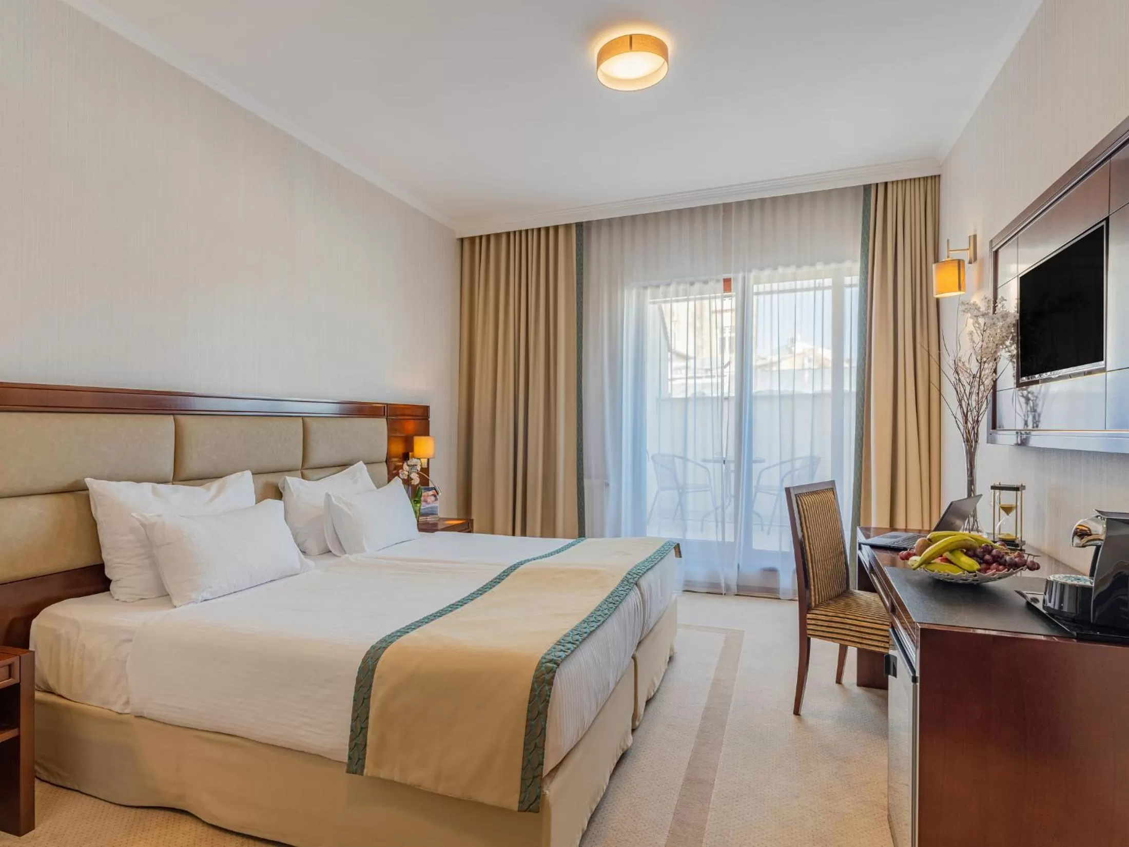 Bed in Concorde Old Bucharest Hotel