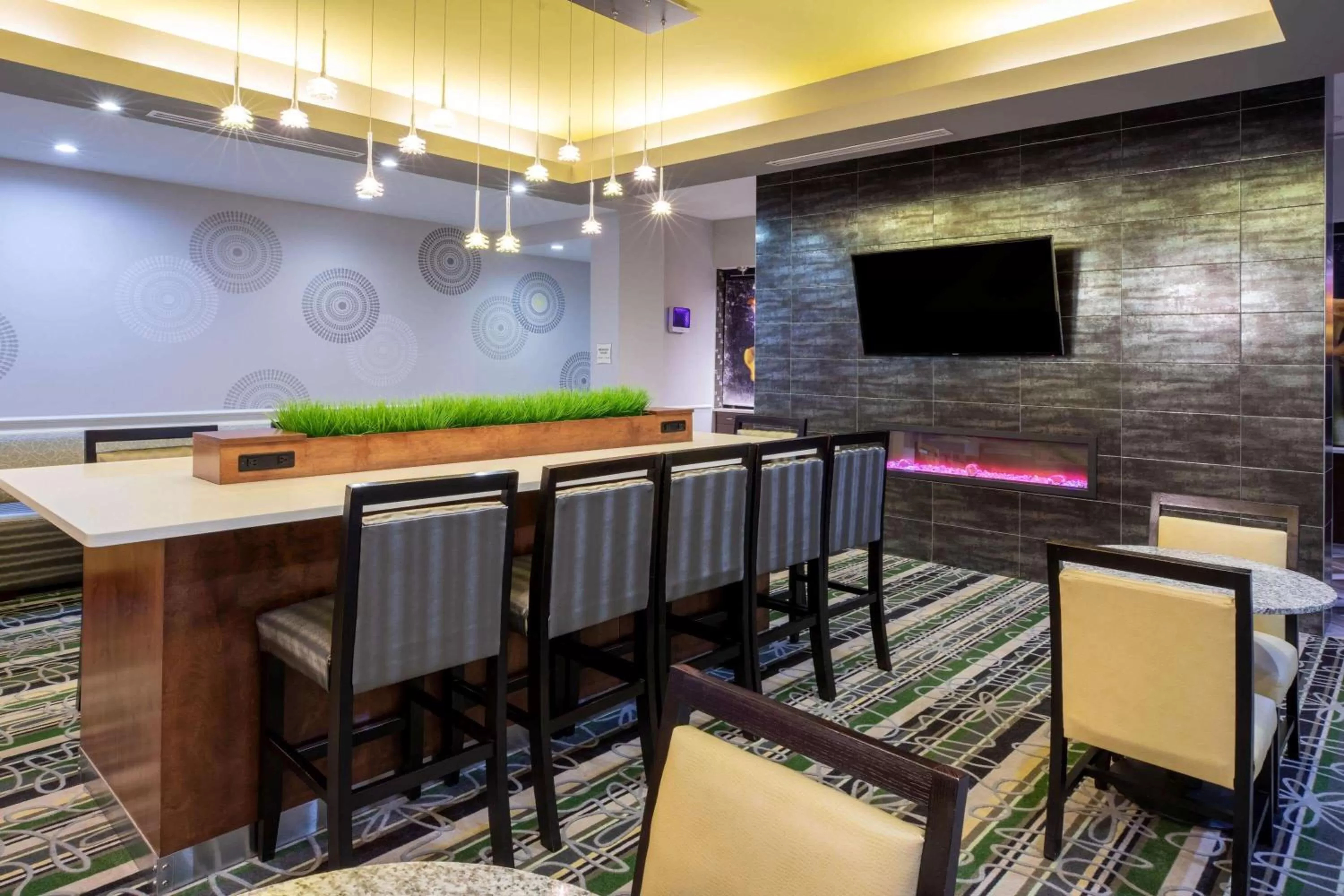 Lobby or reception in La Quinta by Wyndham Houston NW Beltway8/WestRD