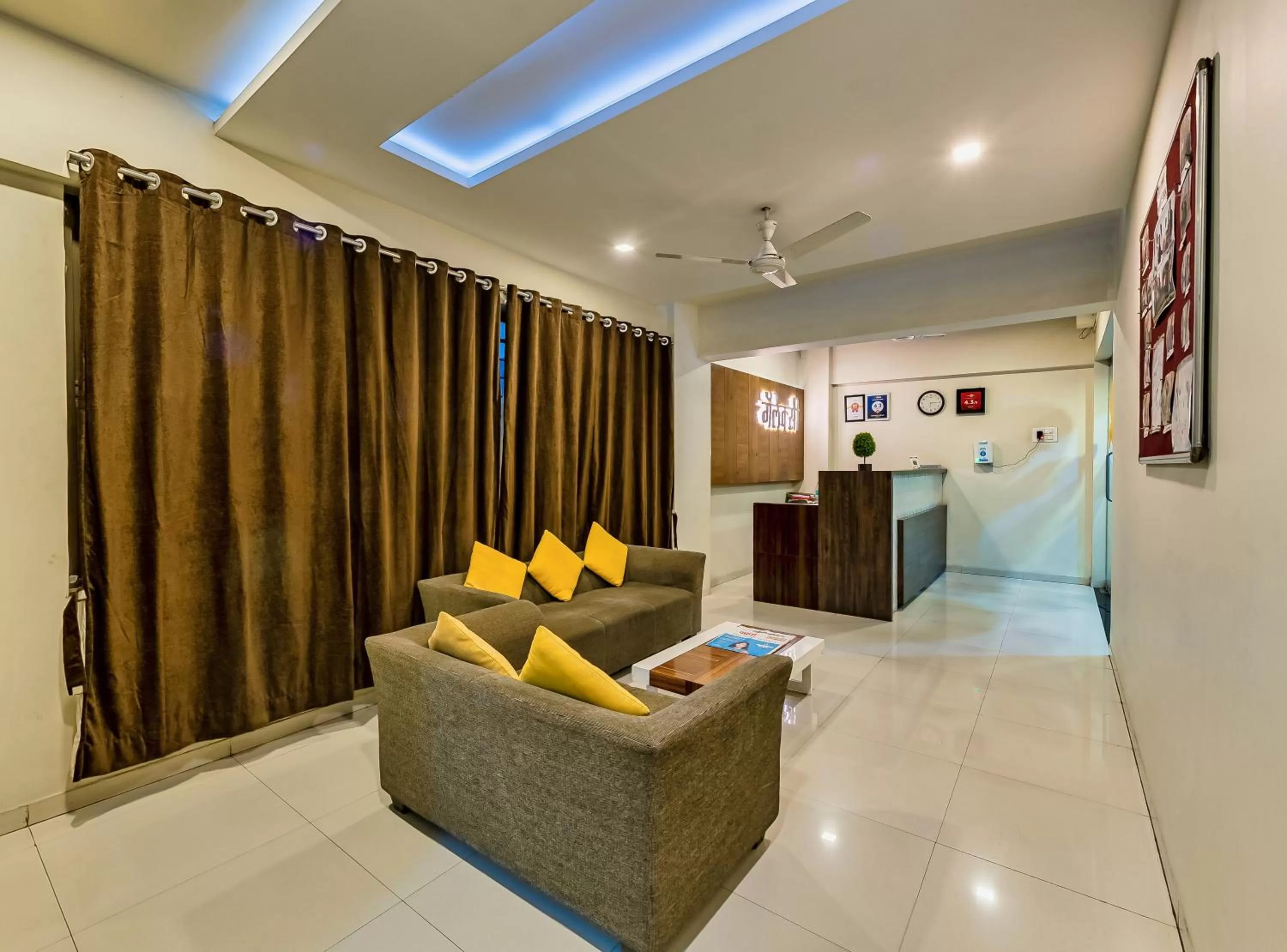 Lobby or reception in Hotel Galaxy Inn Kolhapur