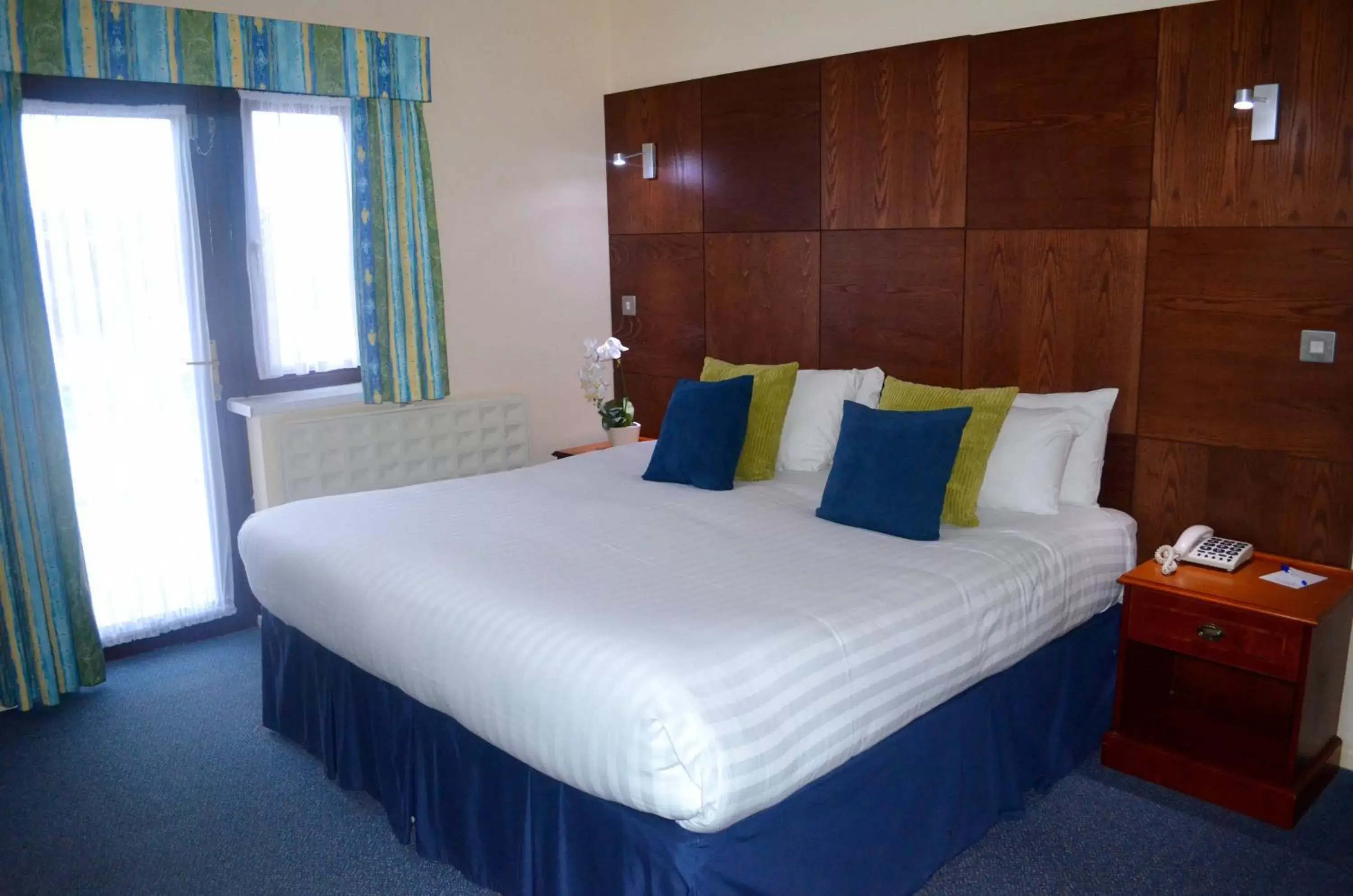 Standard Double Room in Heights Hotel Standard Double Room in Heights Hotel