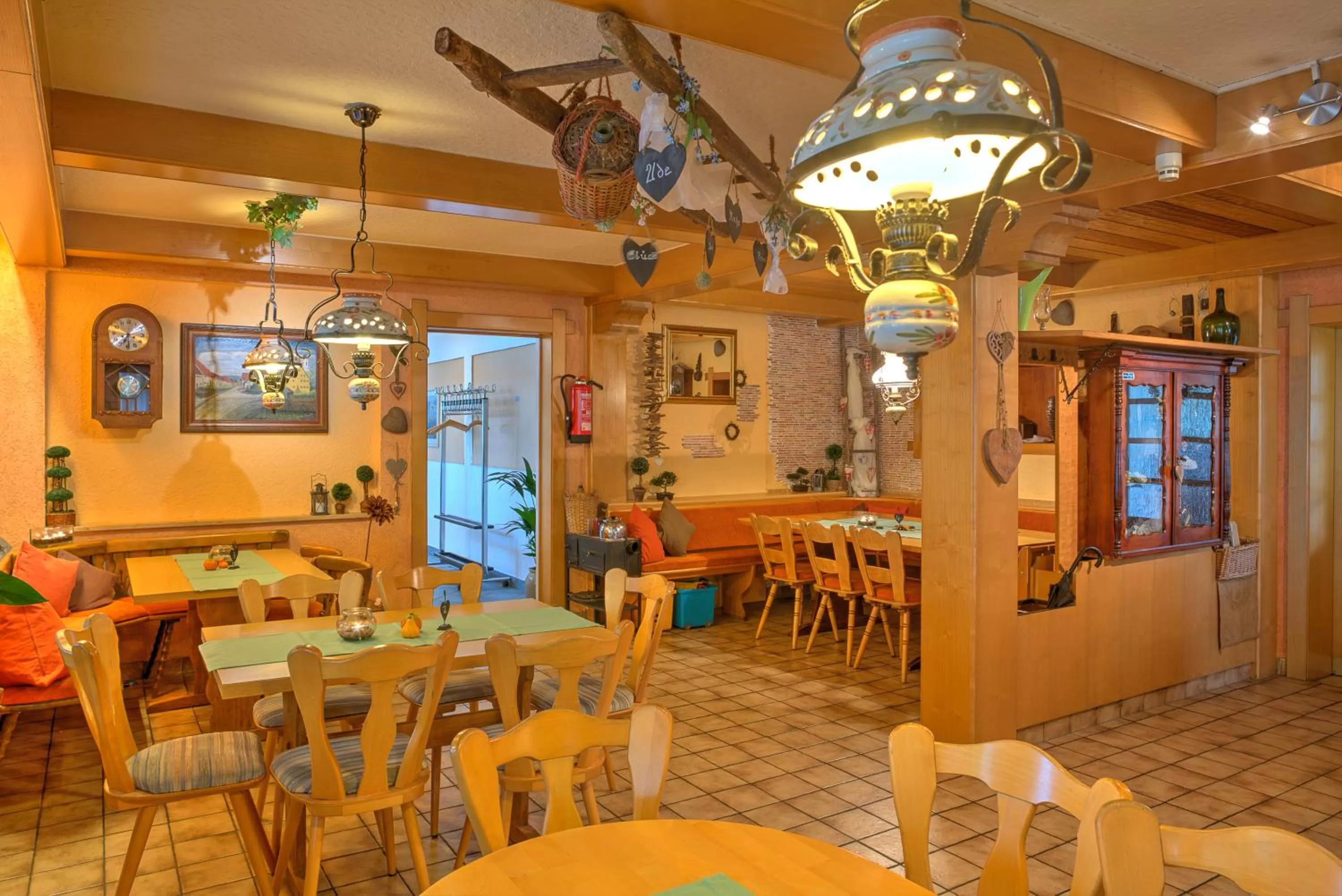 Restaurant/places to eat in Rammersweier Hof