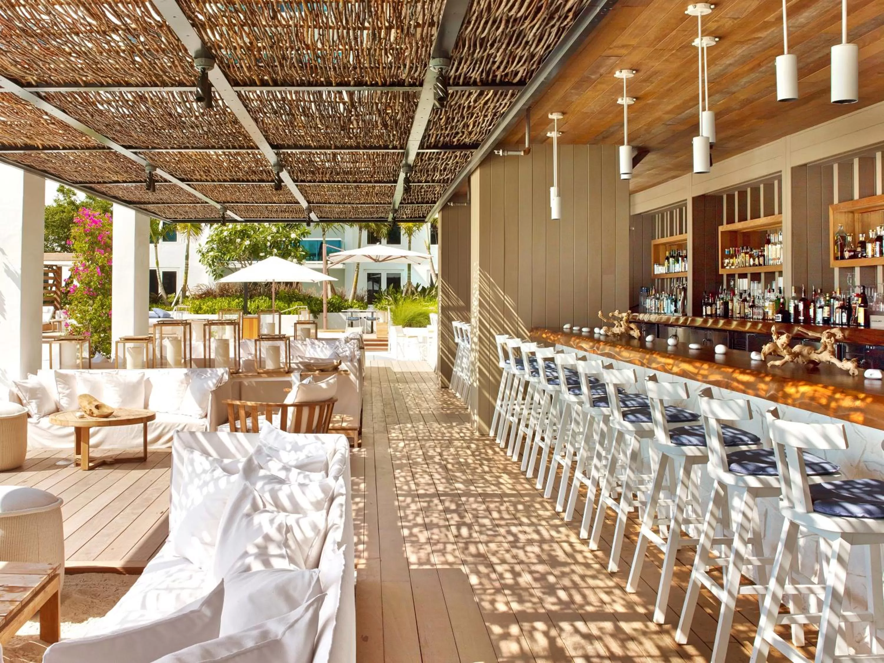 Restaurant/places to eat in 1 Hotel South Beach