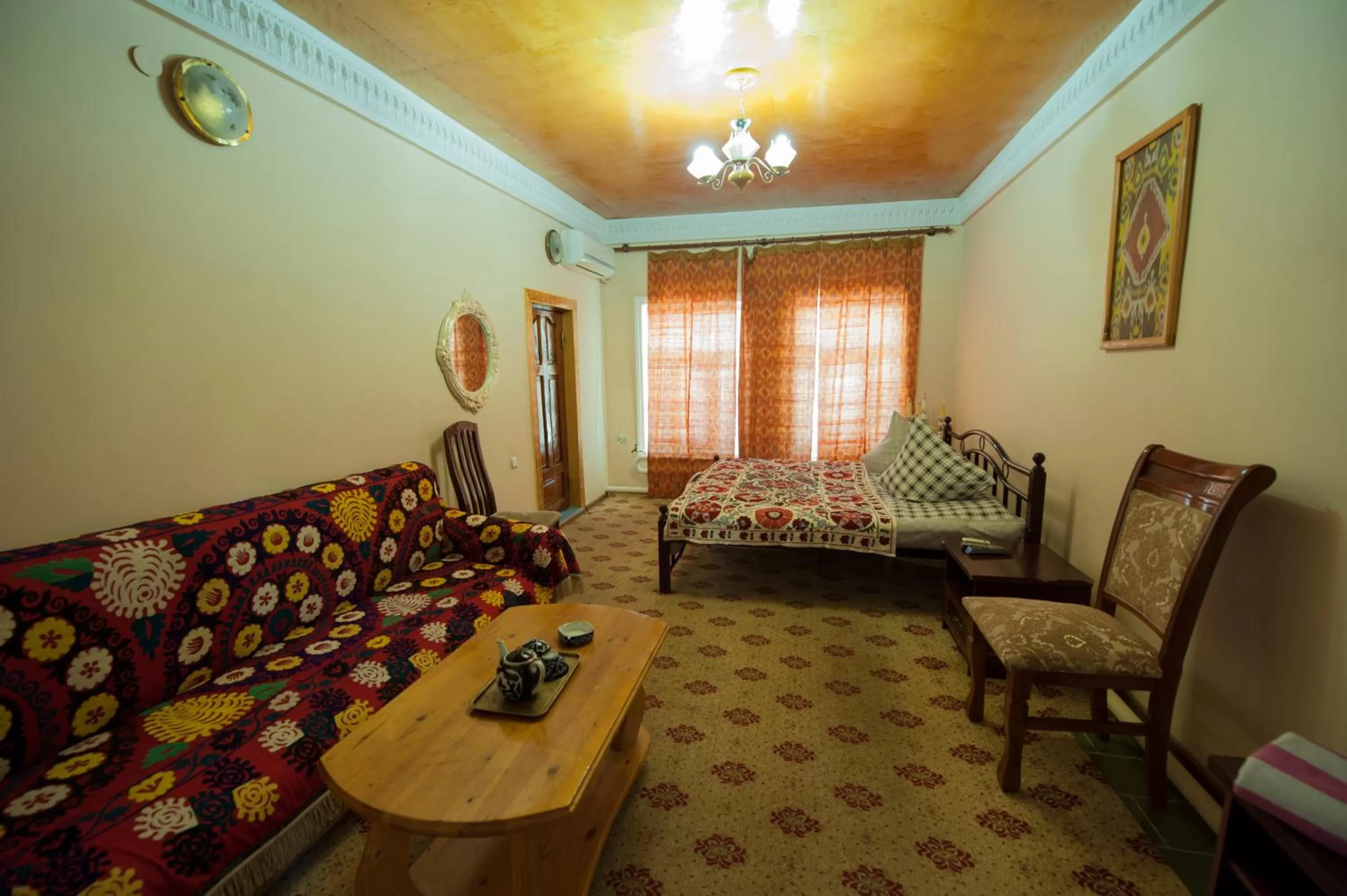 Living room, Seating Area in Hotel Nasriddin Navruz