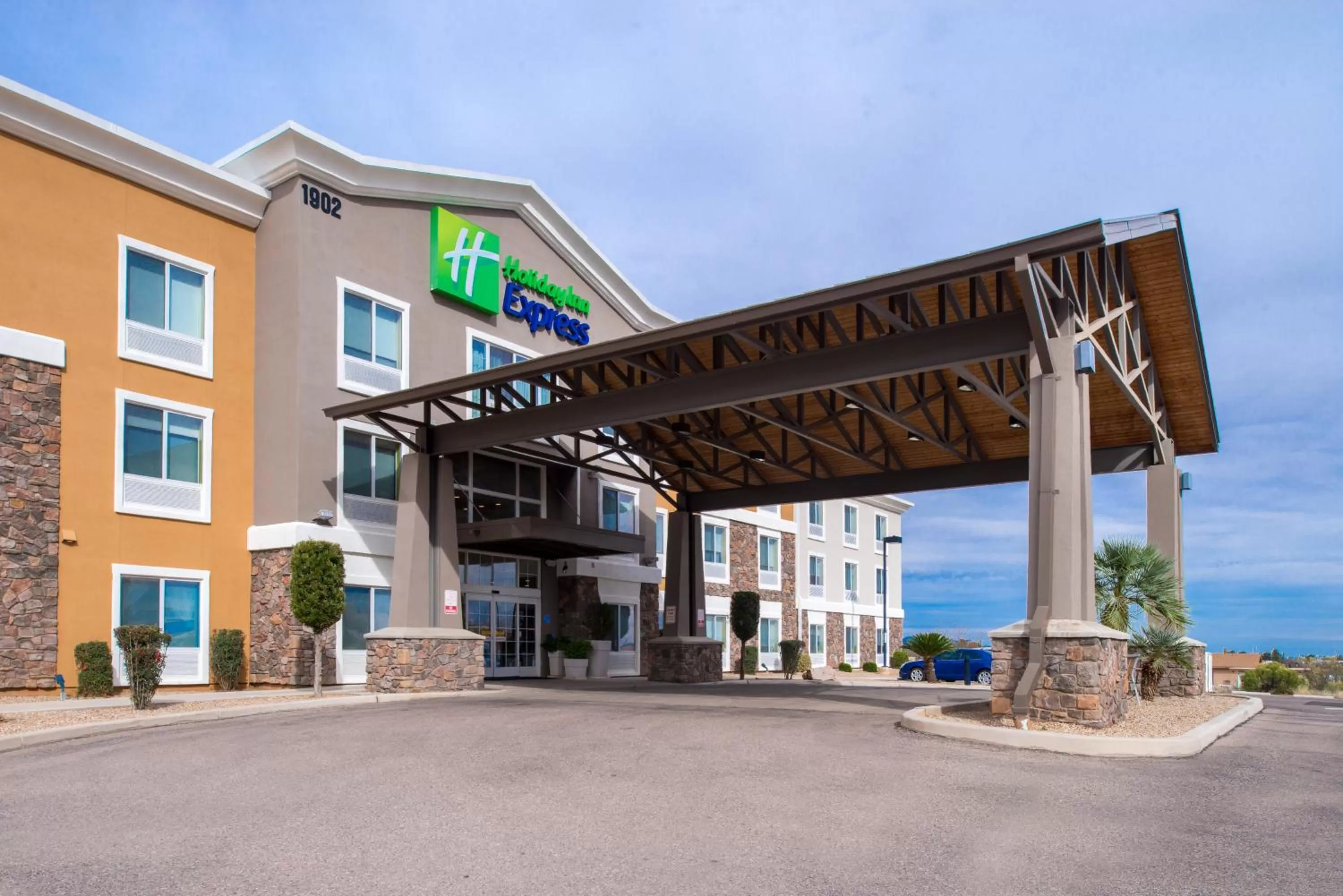 Holiday Inn Express Sierra Vista by IHG