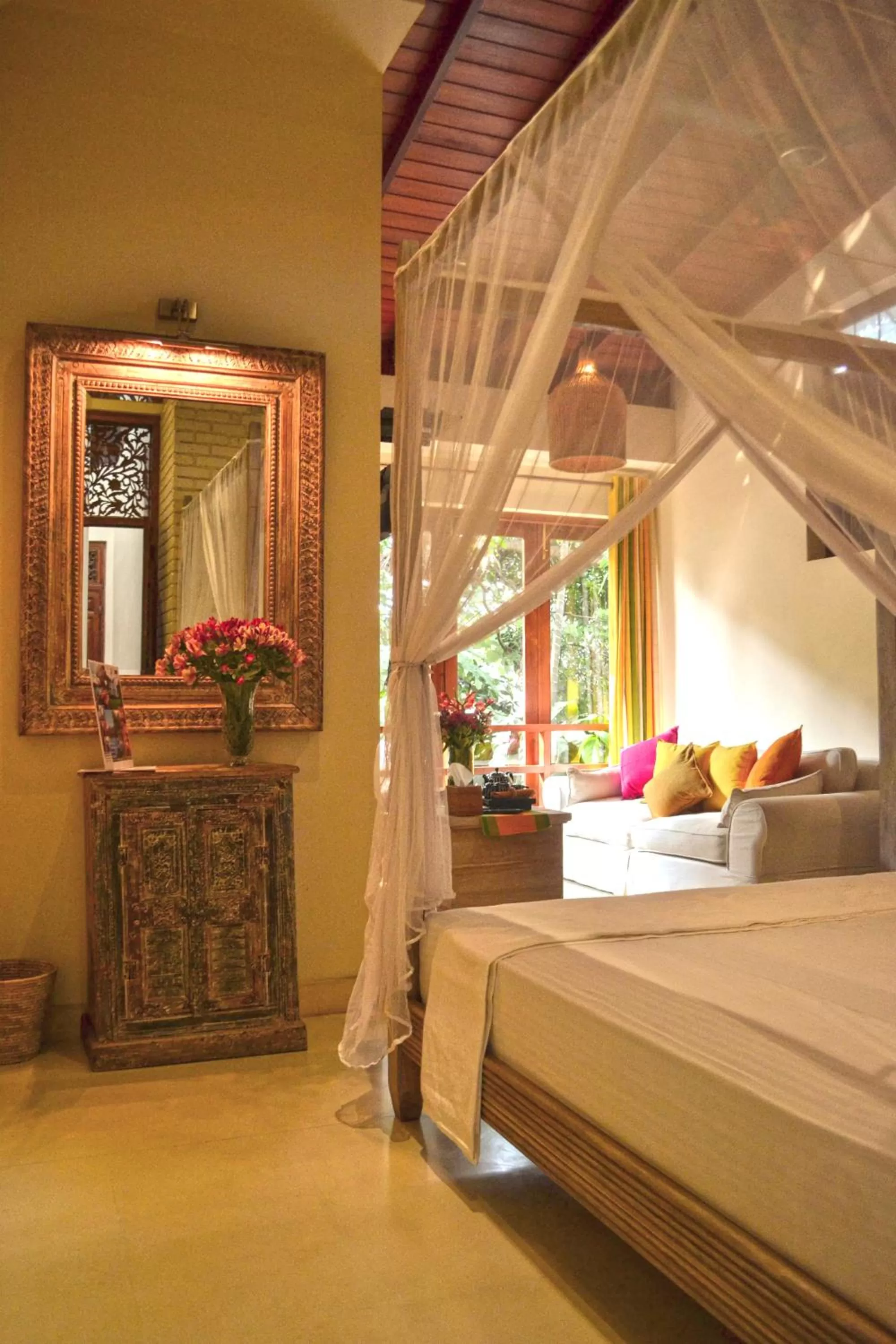 Bed in Urban Bliss Studio