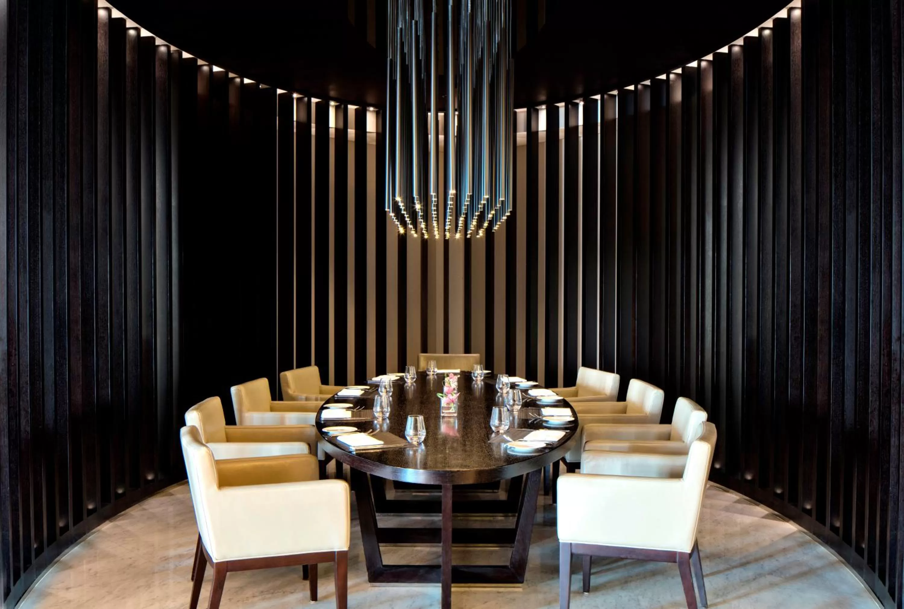 Restaurant/places to eat in Pullman Dubai Creek City Centre