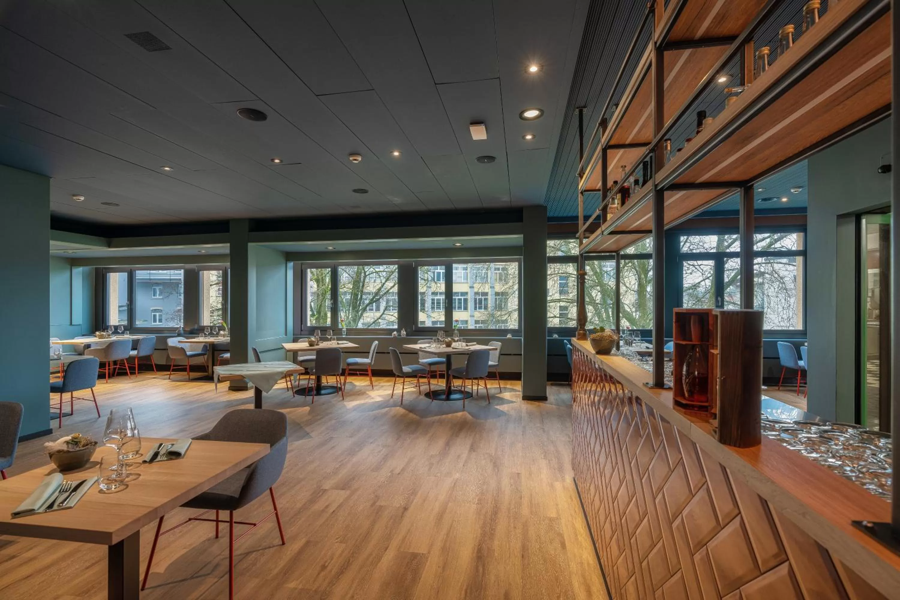 Restaurant/places to eat in b-smart hotel Schönenwerd