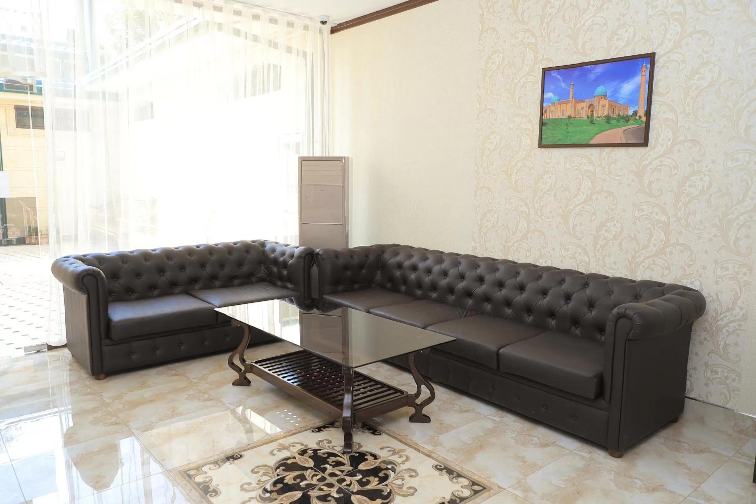 Area and facilities in Osiyo Palace