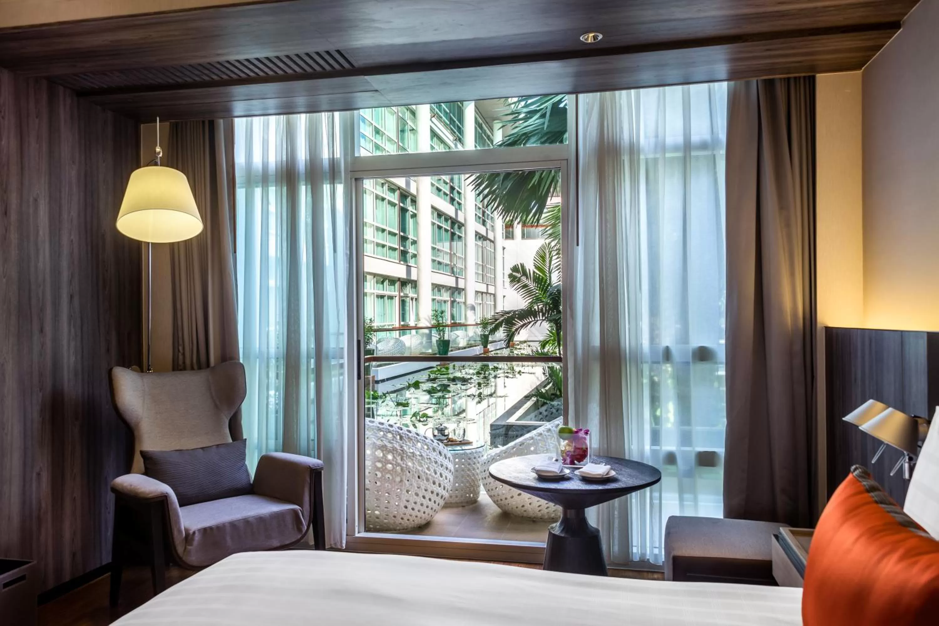 Balcony/Terrace, Bed in Pullman Bangkok King Power