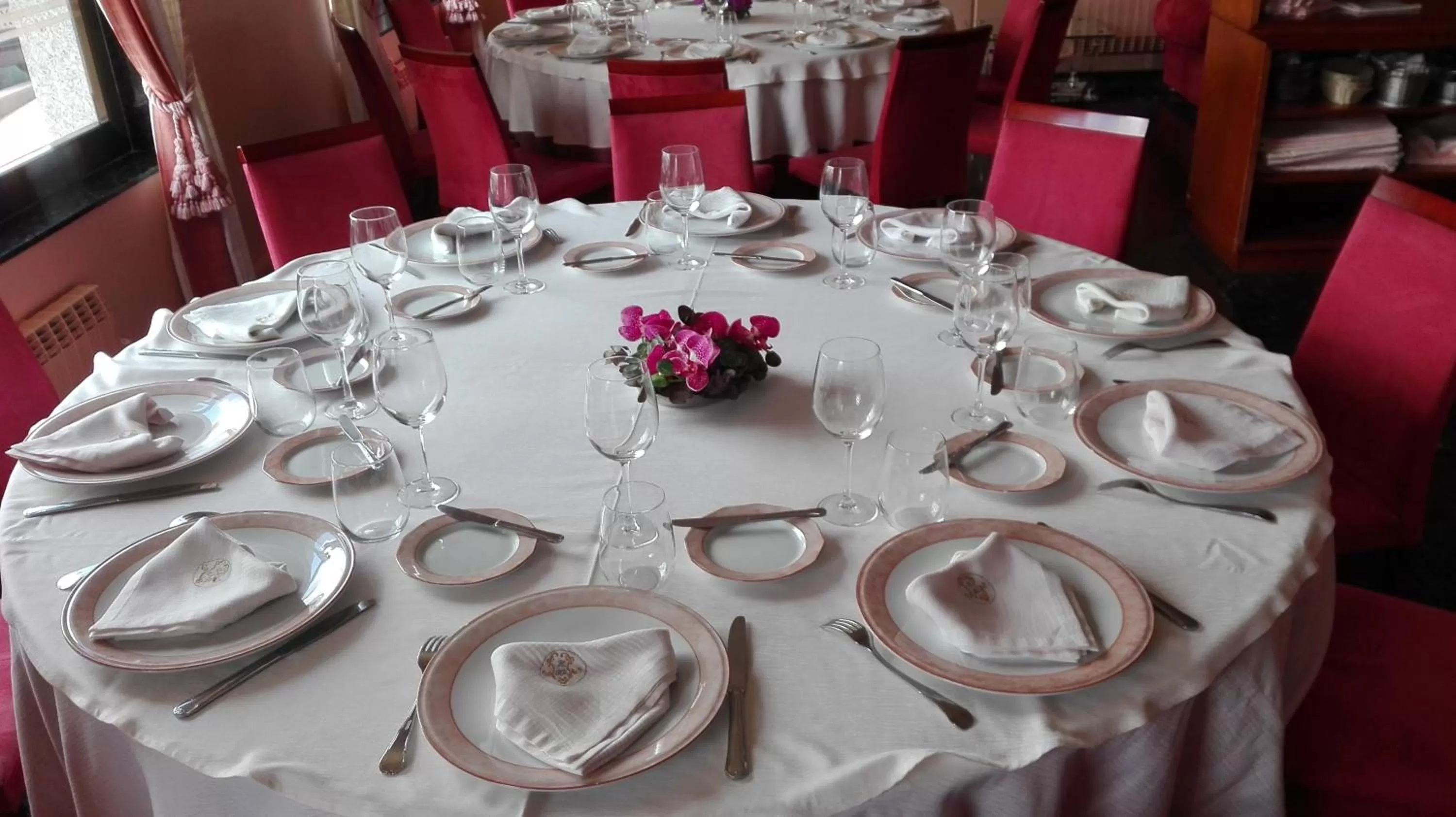 Restaurant/places to eat in Bellavista