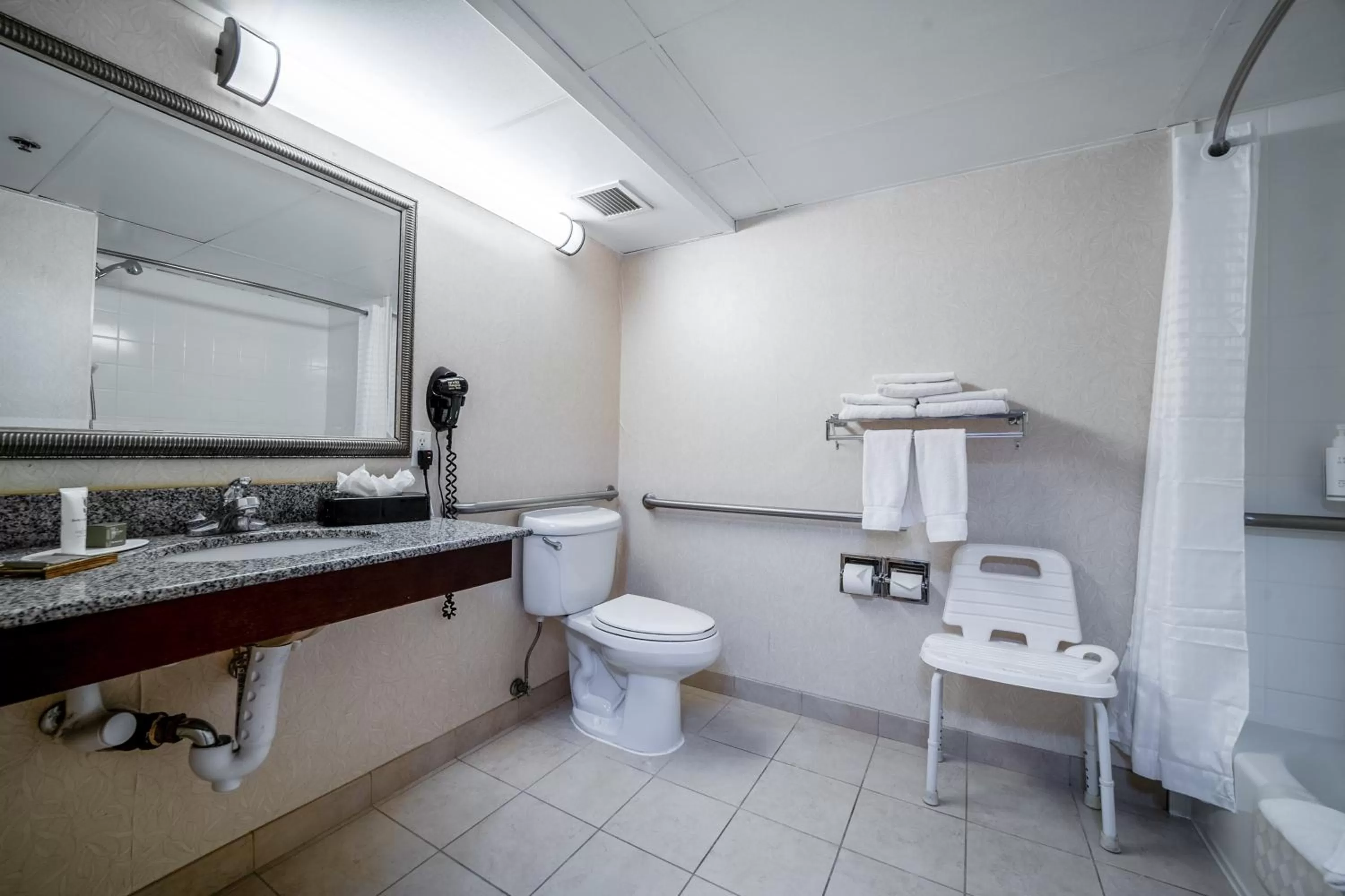 Bathroom in Country Inn & Suites by Radisson, Ontario at Ontario Mills, CA