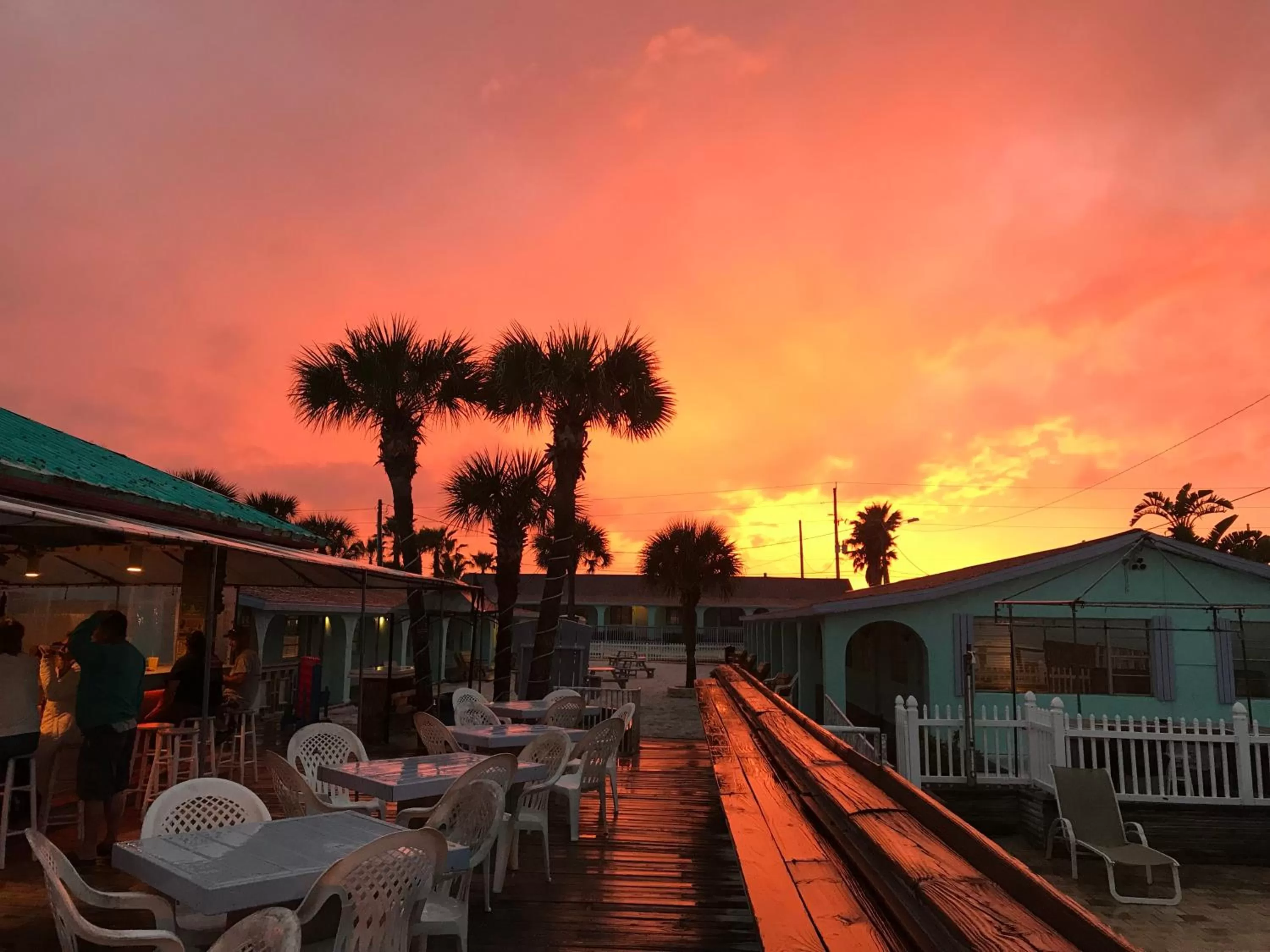 Sunset in Sea Vista Motel
