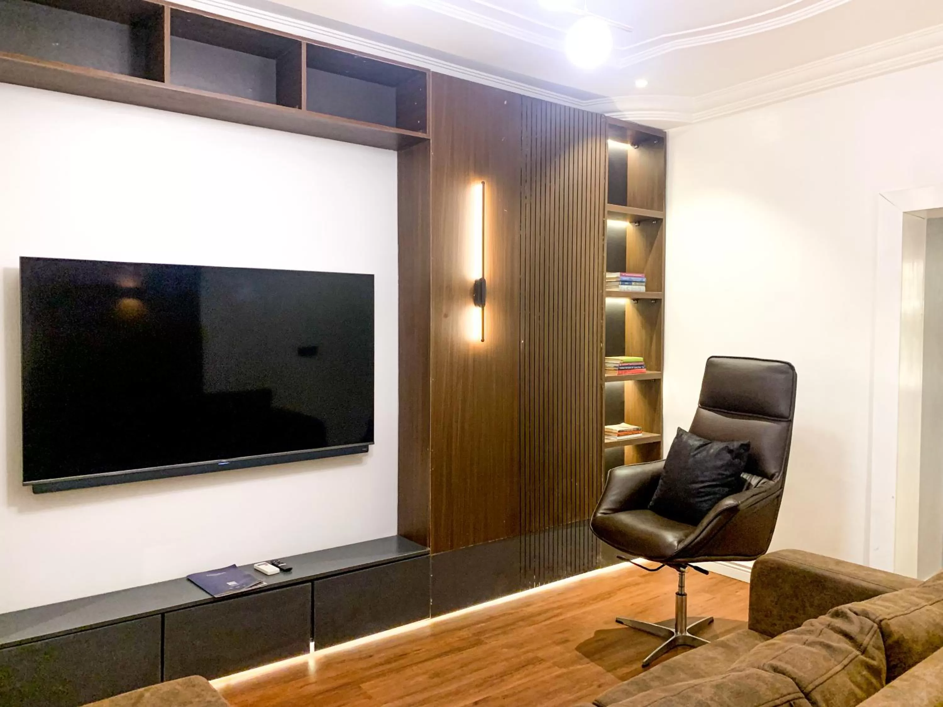 Living room in Whytescape Serviced Apartments