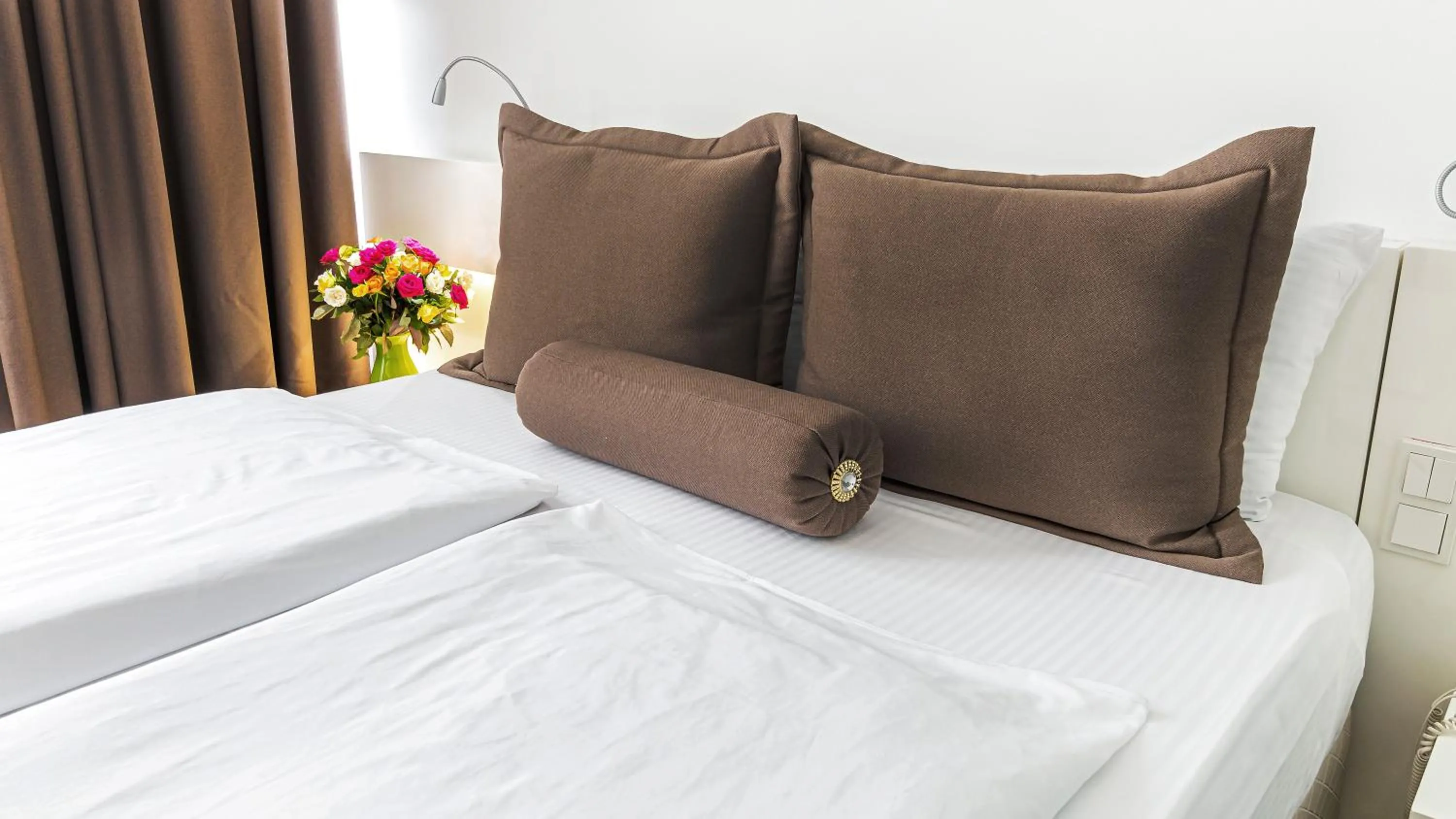 Photo of the whole room, Bed in Hotel Bayer's