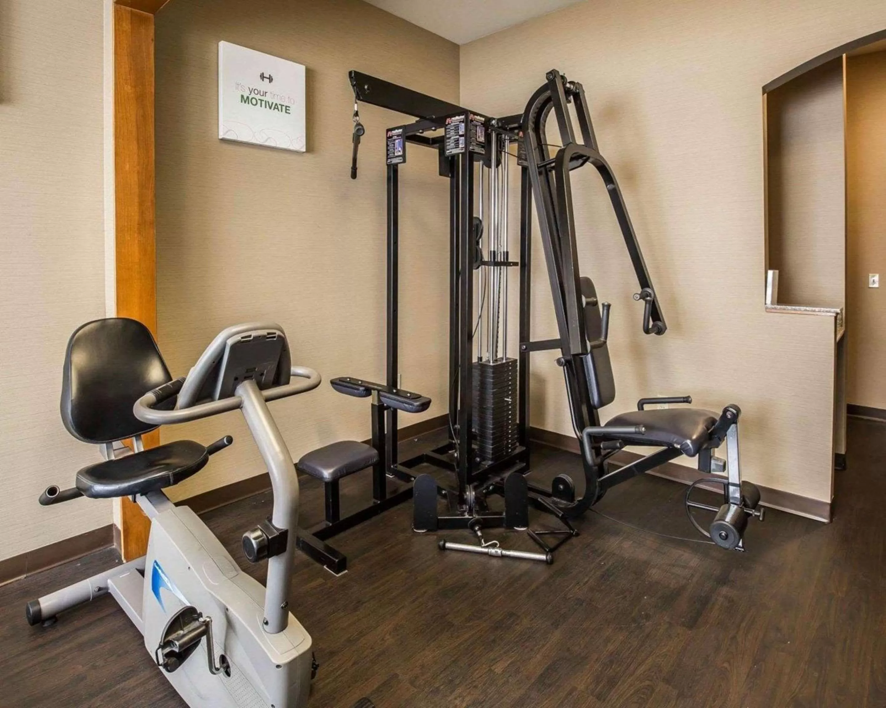 Fitness centre/facilities in Comfort Suites Stafford Near Sugarland