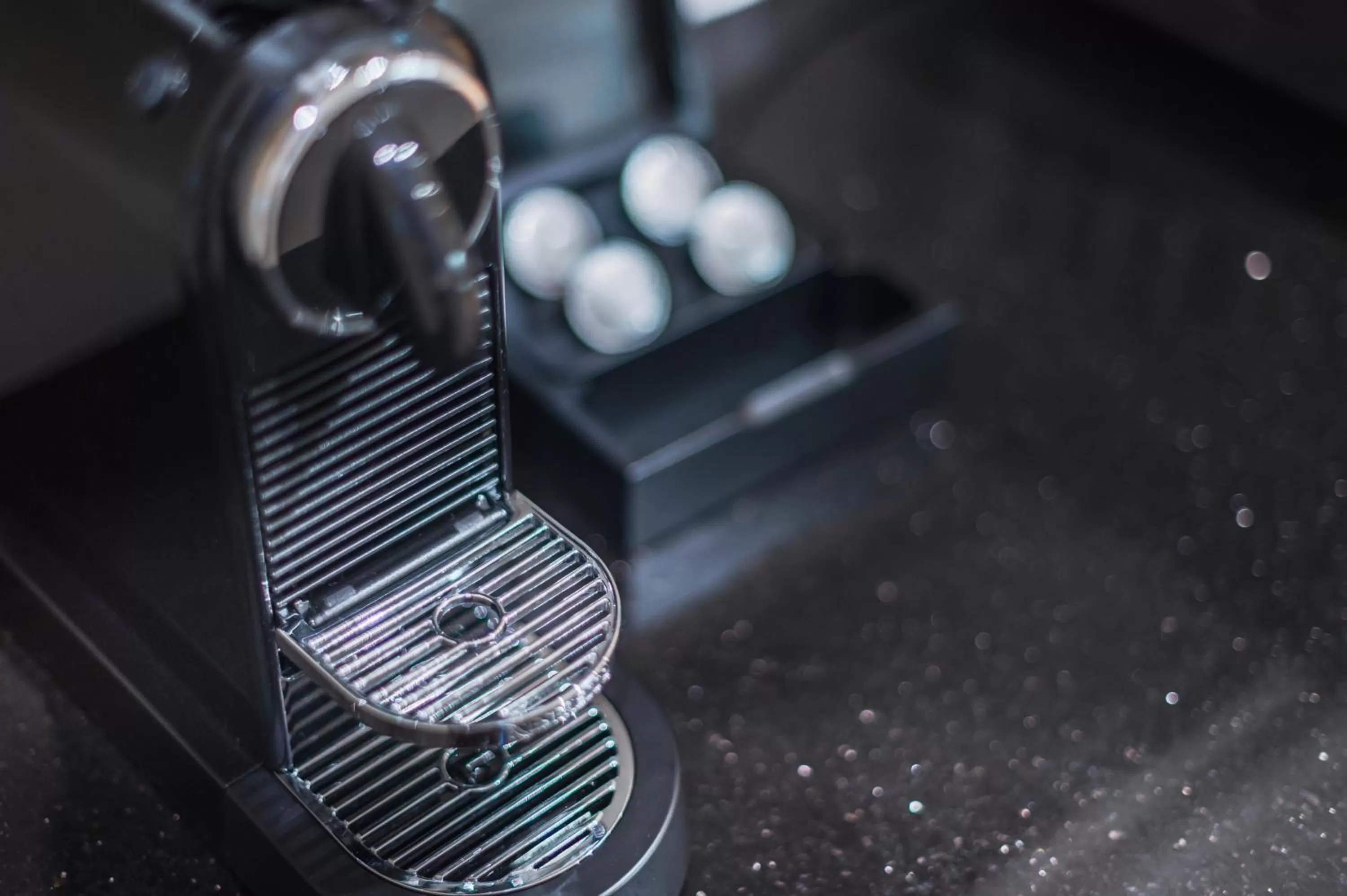 Coffee/tea facilities in No1 The Mansions By Mansley