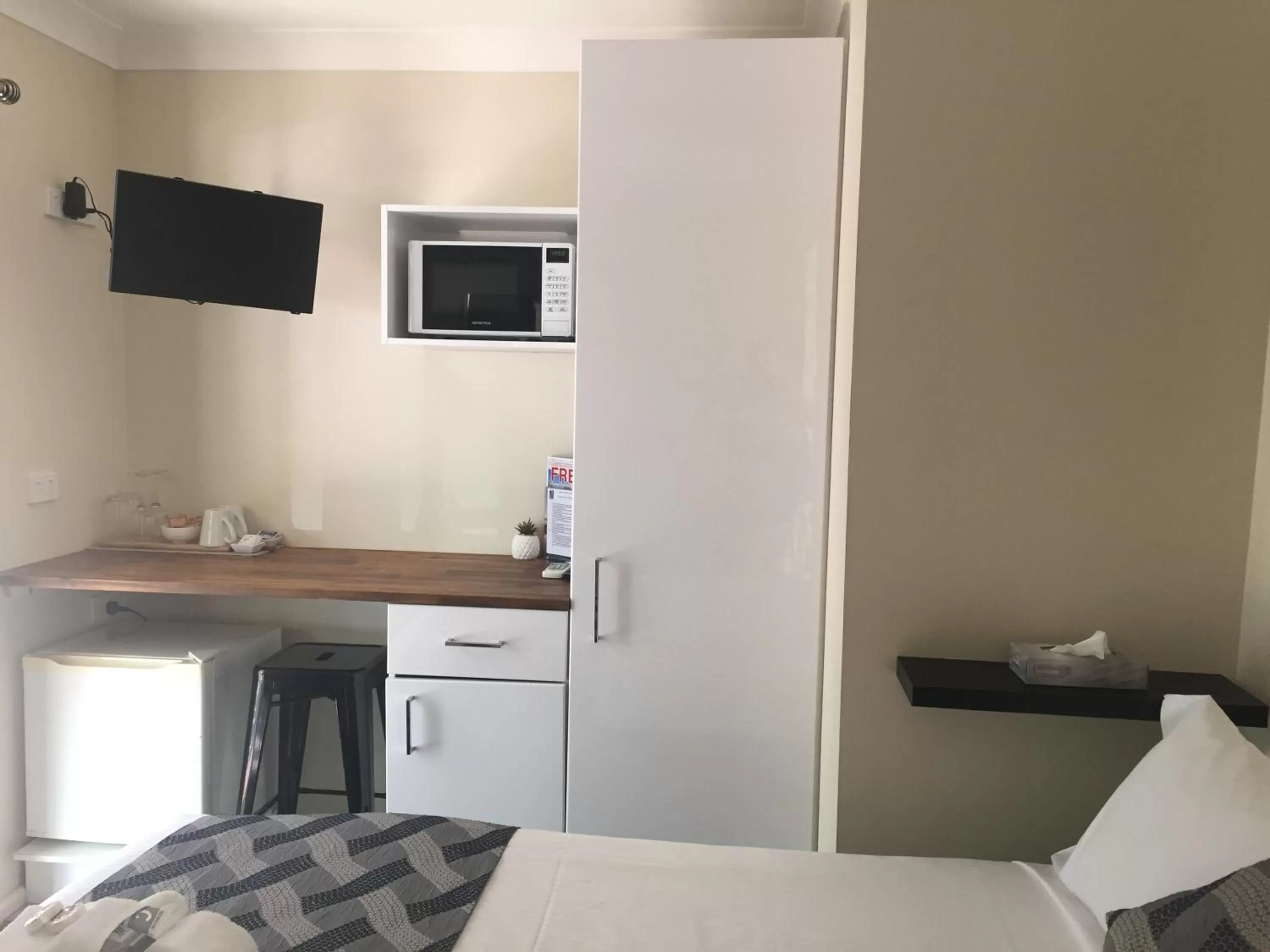 Queen Room with Sea View in Narimba Motel