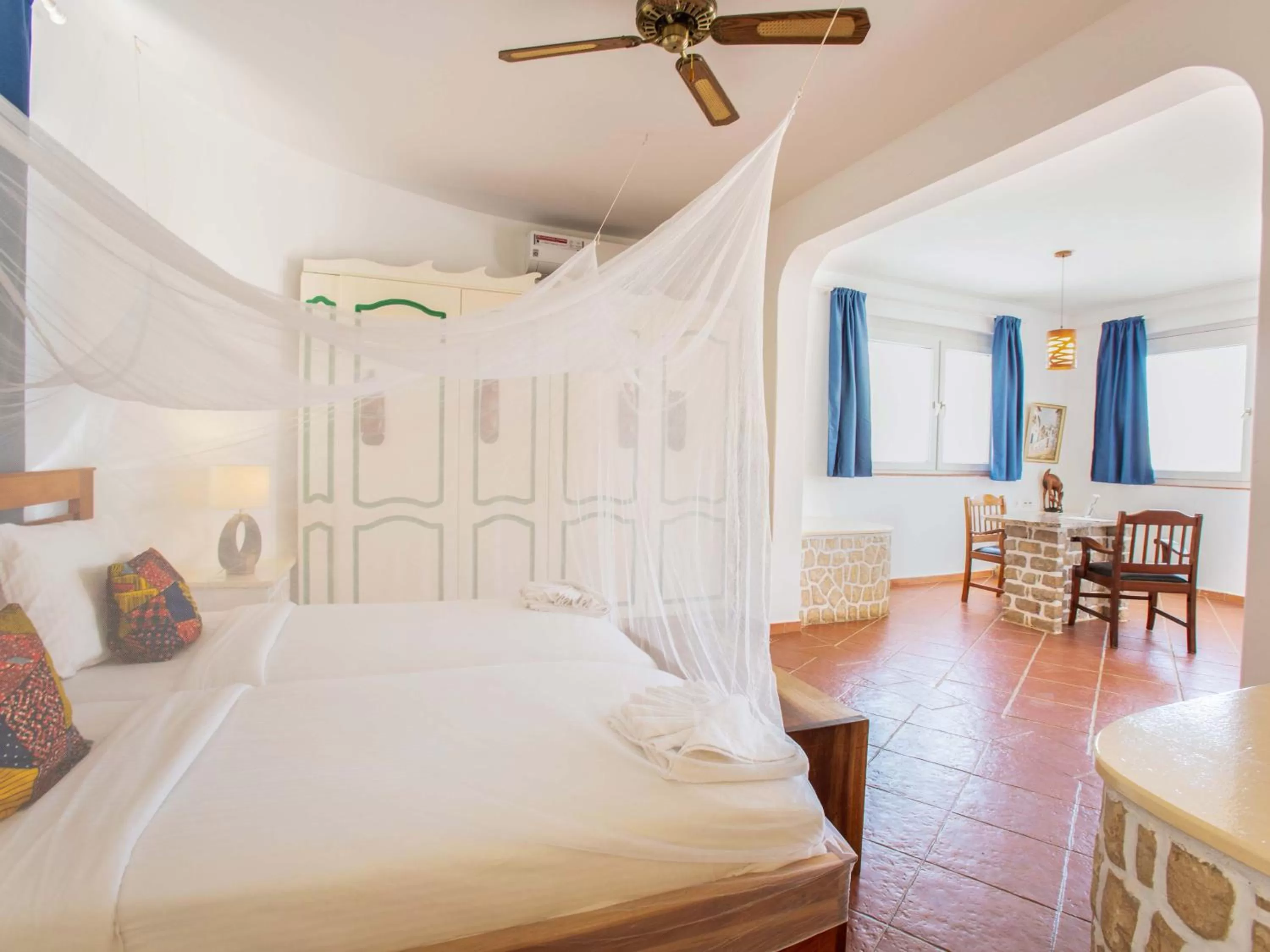 Photo of the whole room, Bed in King Fisher Village Eco-Boutique Hotel