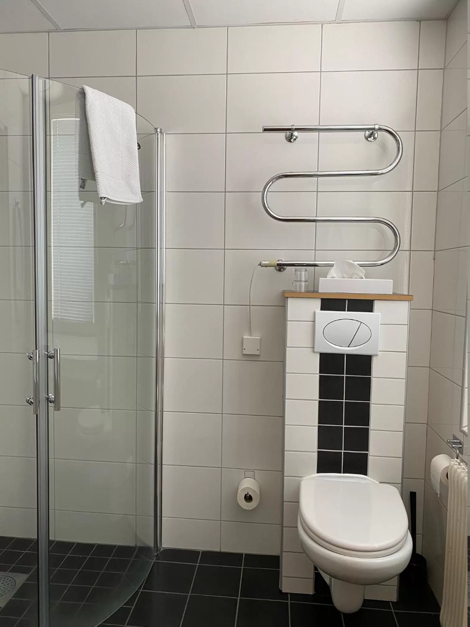 Bathroom in Strand City Hotel