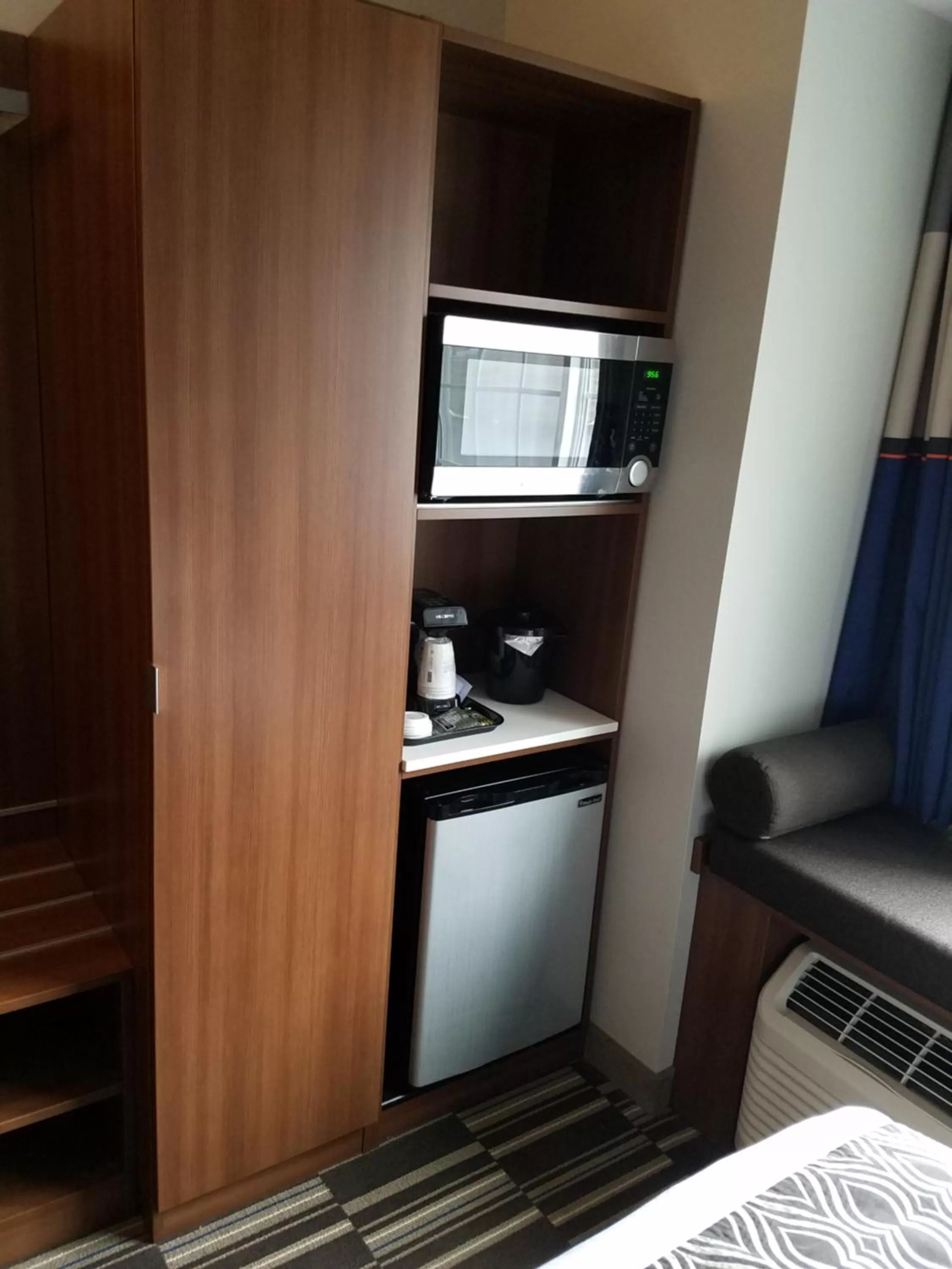 Other, Bed in Microtel Inn & Suites by Wyndham Binghamton