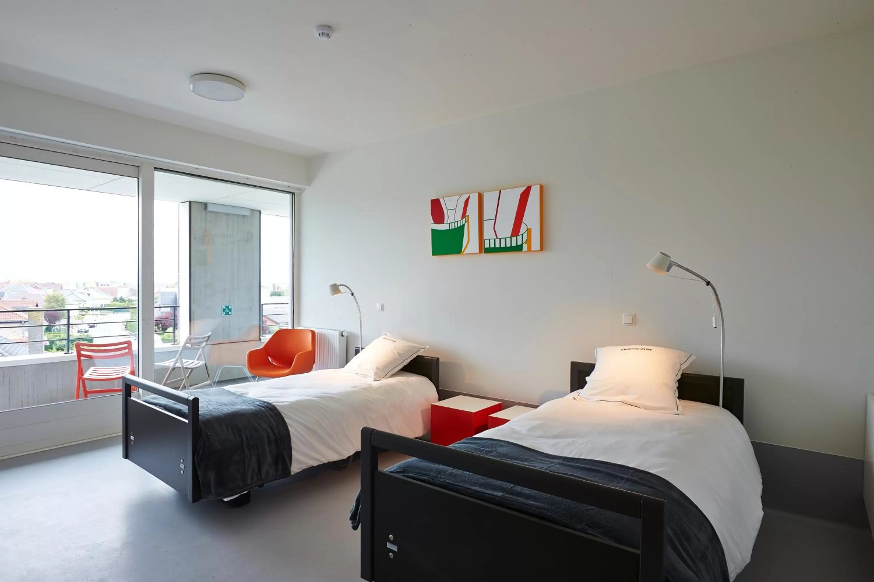Bedroom, Bed in Hotel Middelpunt - Gratis Parking - Ontbijt inbegrepen! Nieuwjaarsbrunch 01 januari, op 31 december restaurant gesloten