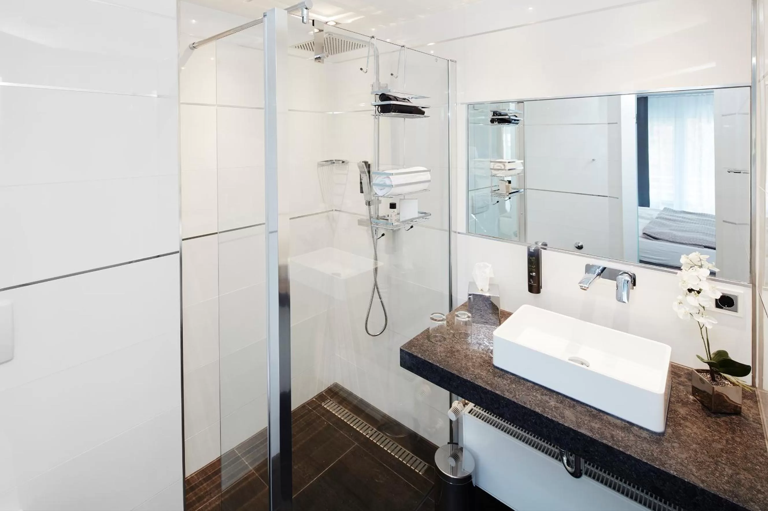 Toilet in Kurhaus Design Boutique Hotel