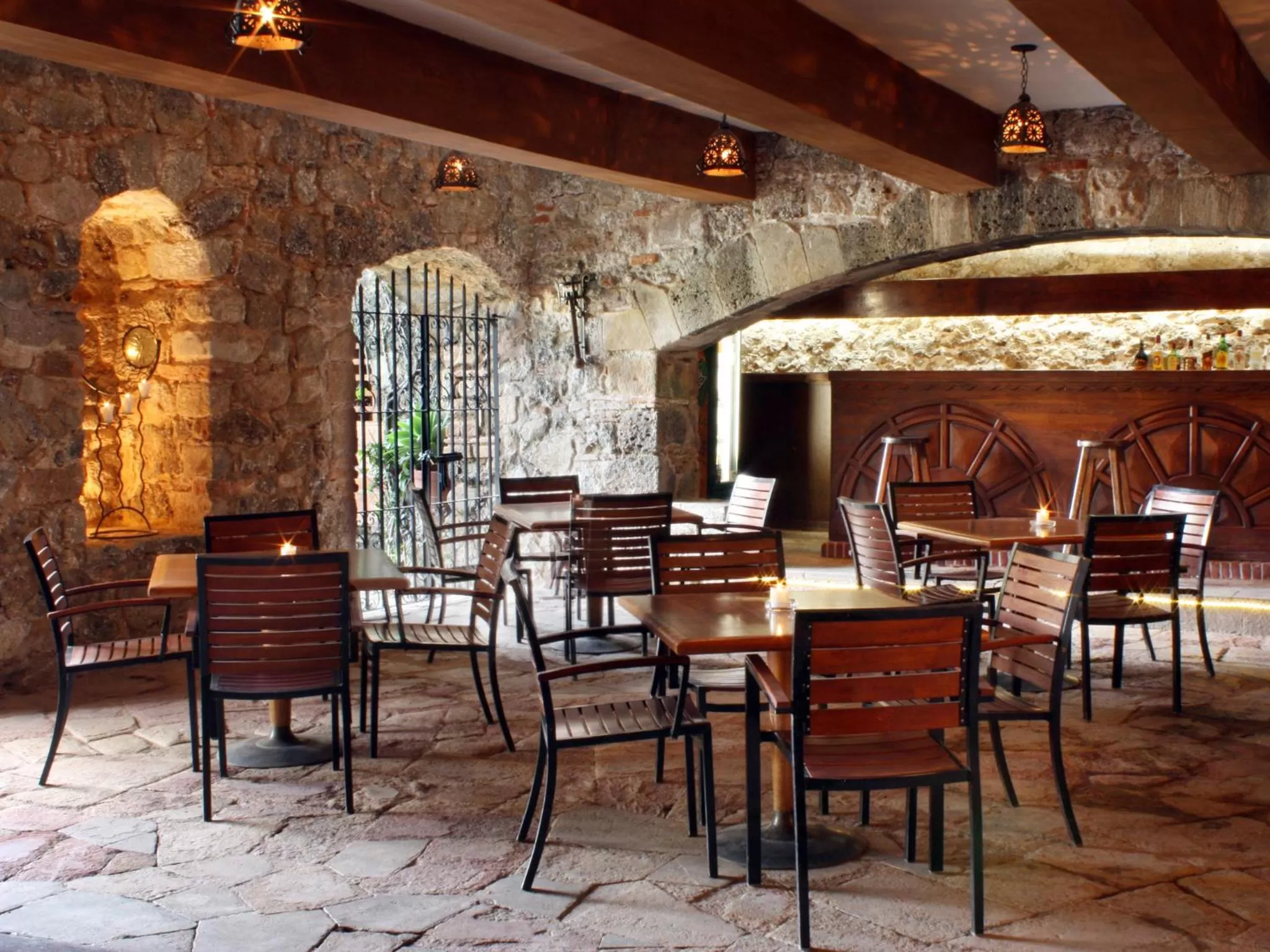 Restaurant/places to eat in Hotel Racquet Cuernavaca