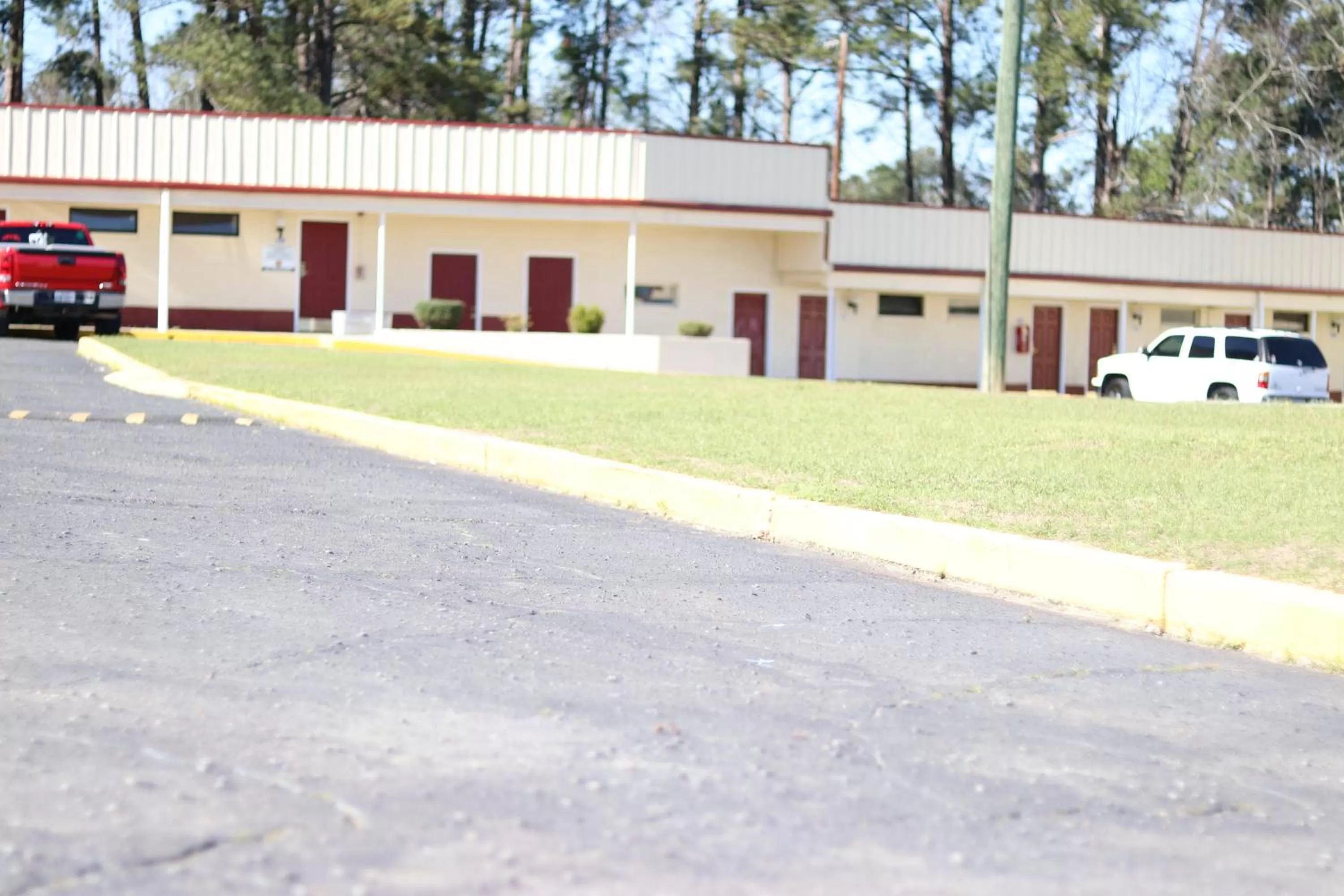 Property building in Royal Inn - North Augusta - Home Of The Masters - Augusta Downtown