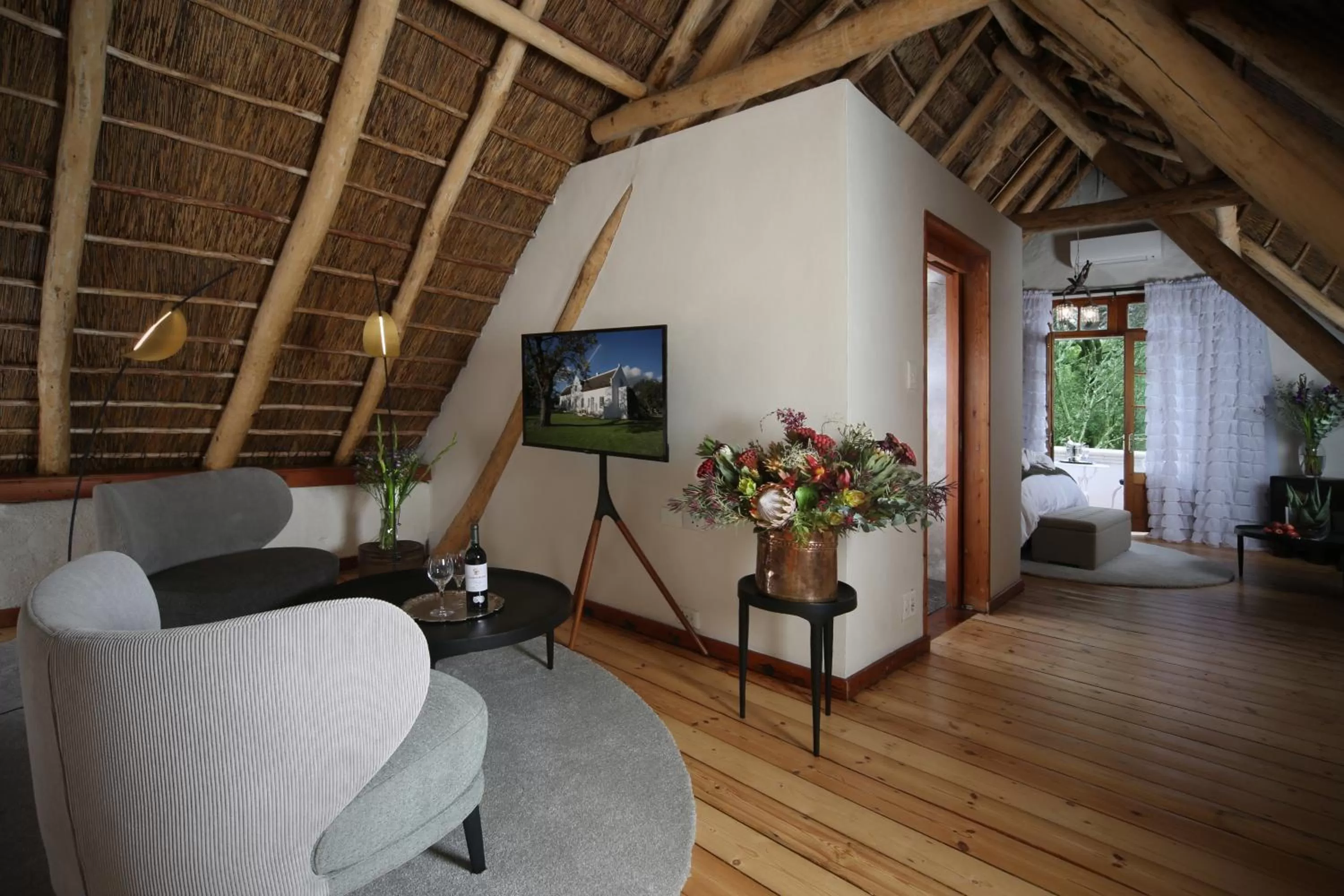 TV and multimedia in Adara Palmiet Valley Luxurious Boutique Farm Hotel