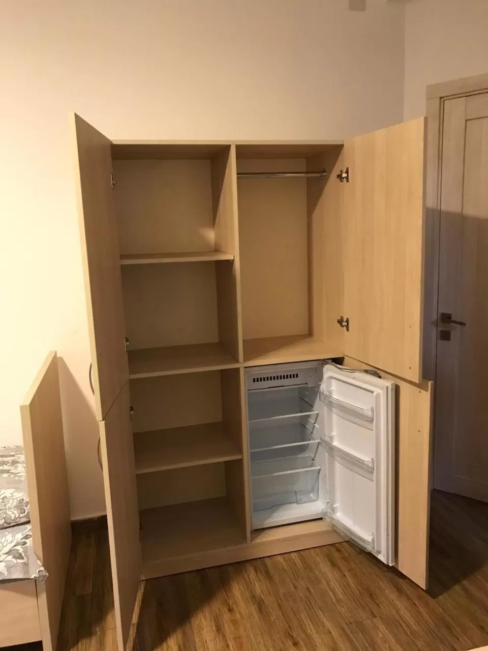 wardrobe, Kitchen/Kitchenette in Hotel Nino Ureki