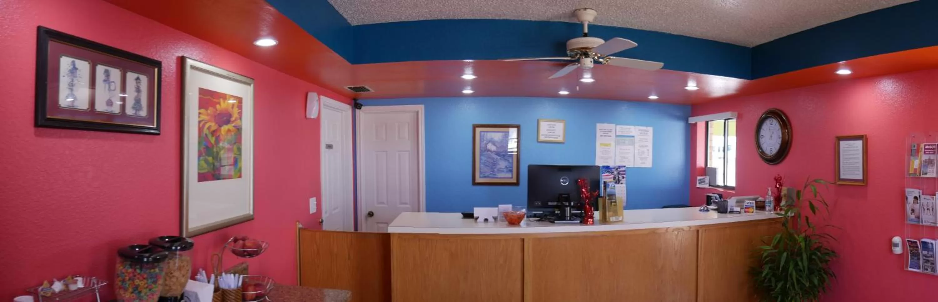 Facade/entrance in Morning Star Inn