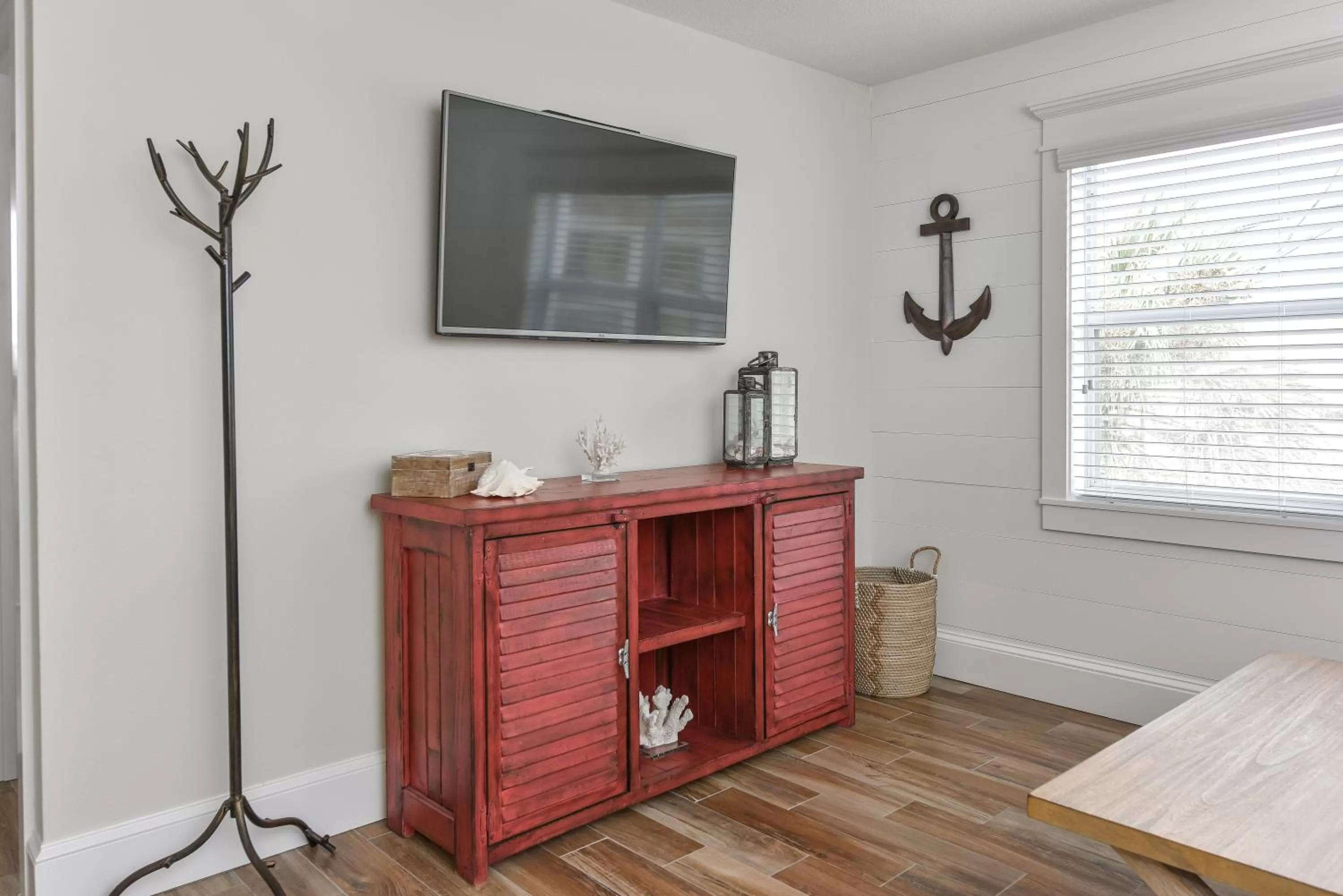 TV and multimedia in Tropical Breeze Resort