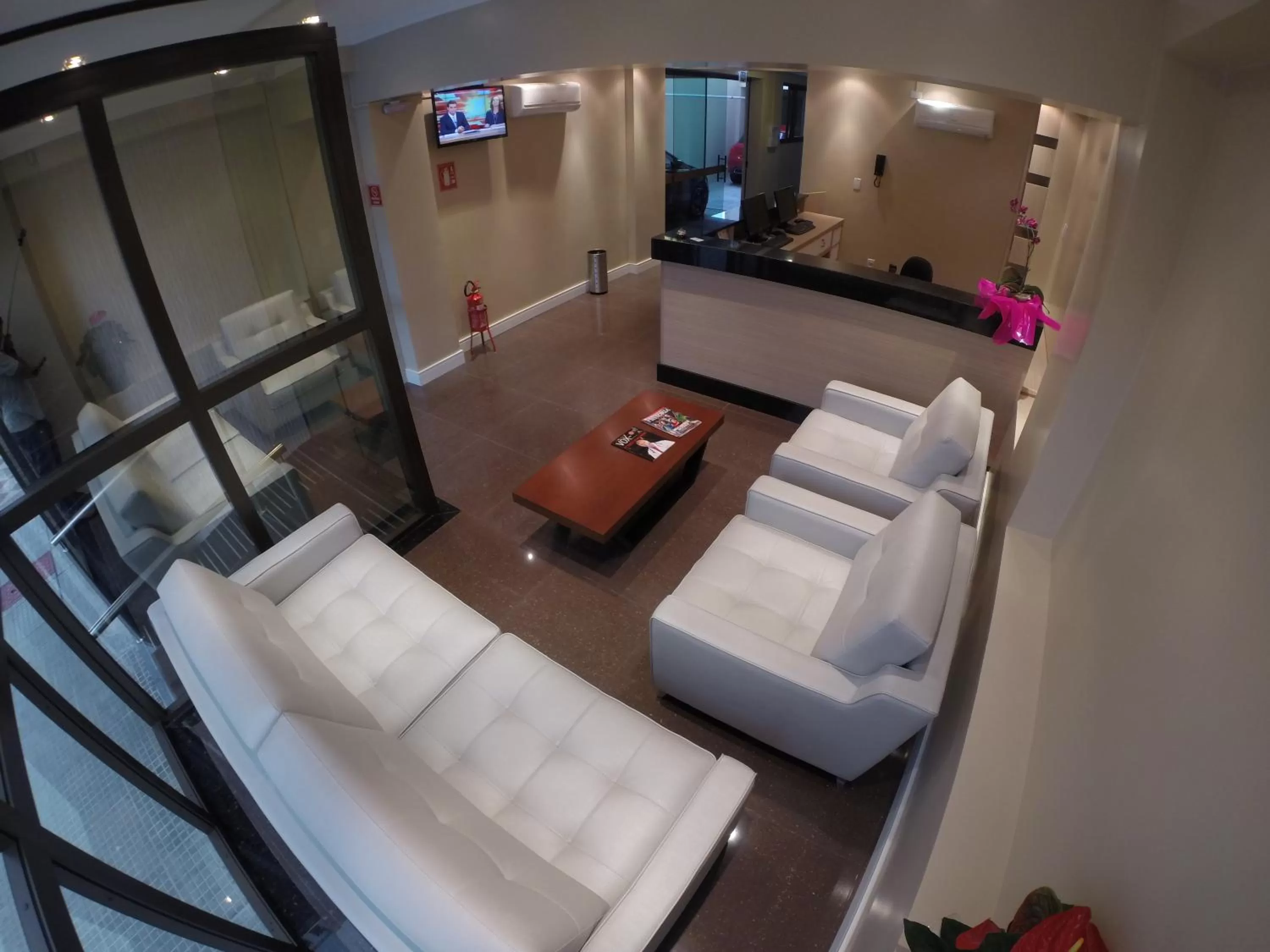 Lobby or reception in Hotel Almanara