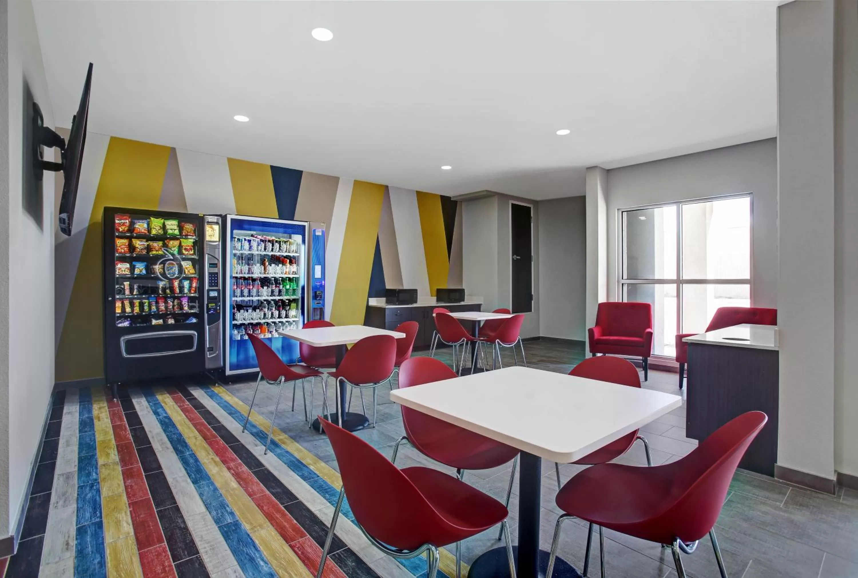 Living room in Motel 6-Monahans, TX