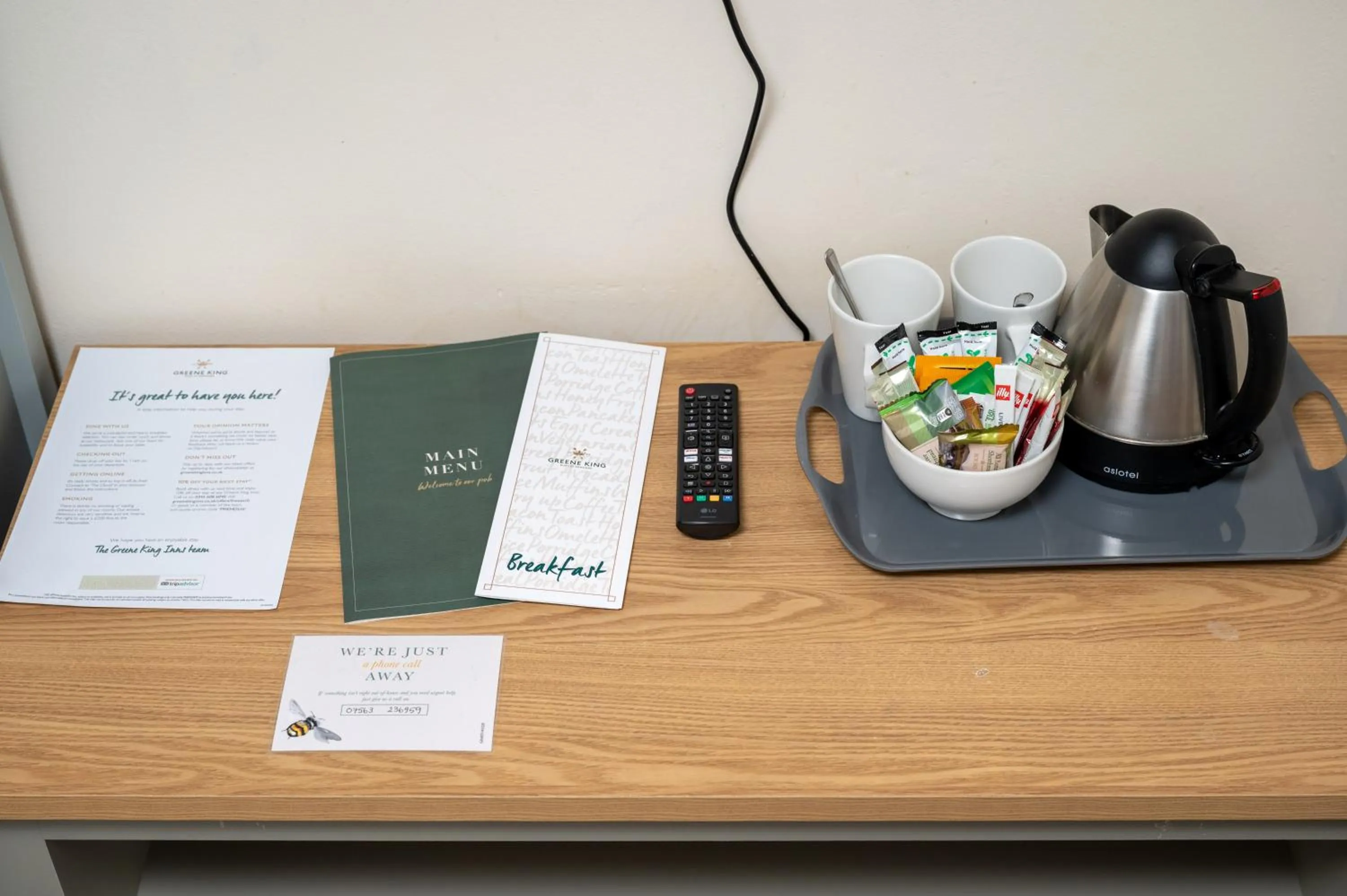 Coffee/tea facilities in Bell Hotel by Greene King Inns