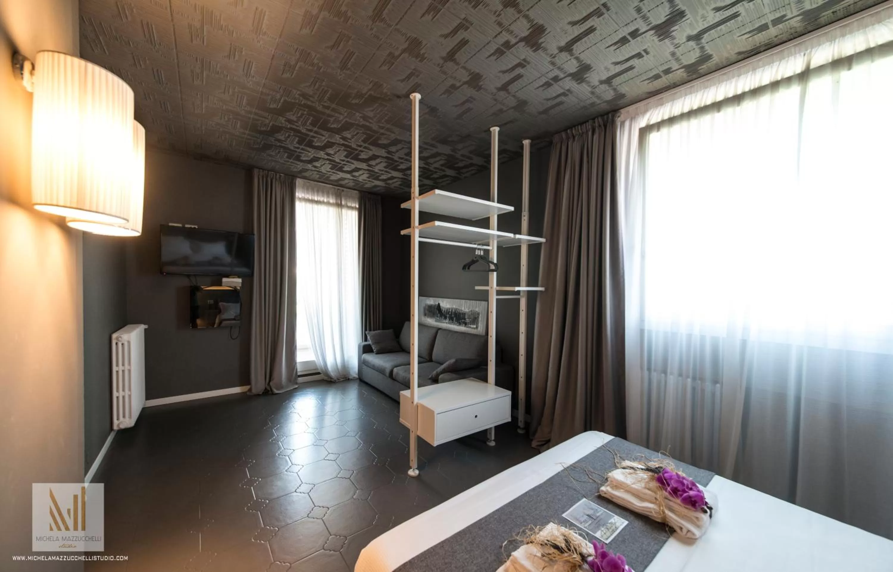 Photo of the whole room, Bed in Art B&B Design