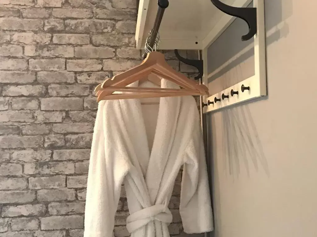 Double Room with Private Bathroom in Kingsmere Guest House Double Room with Private Bathroom in Kingsmere Guest House