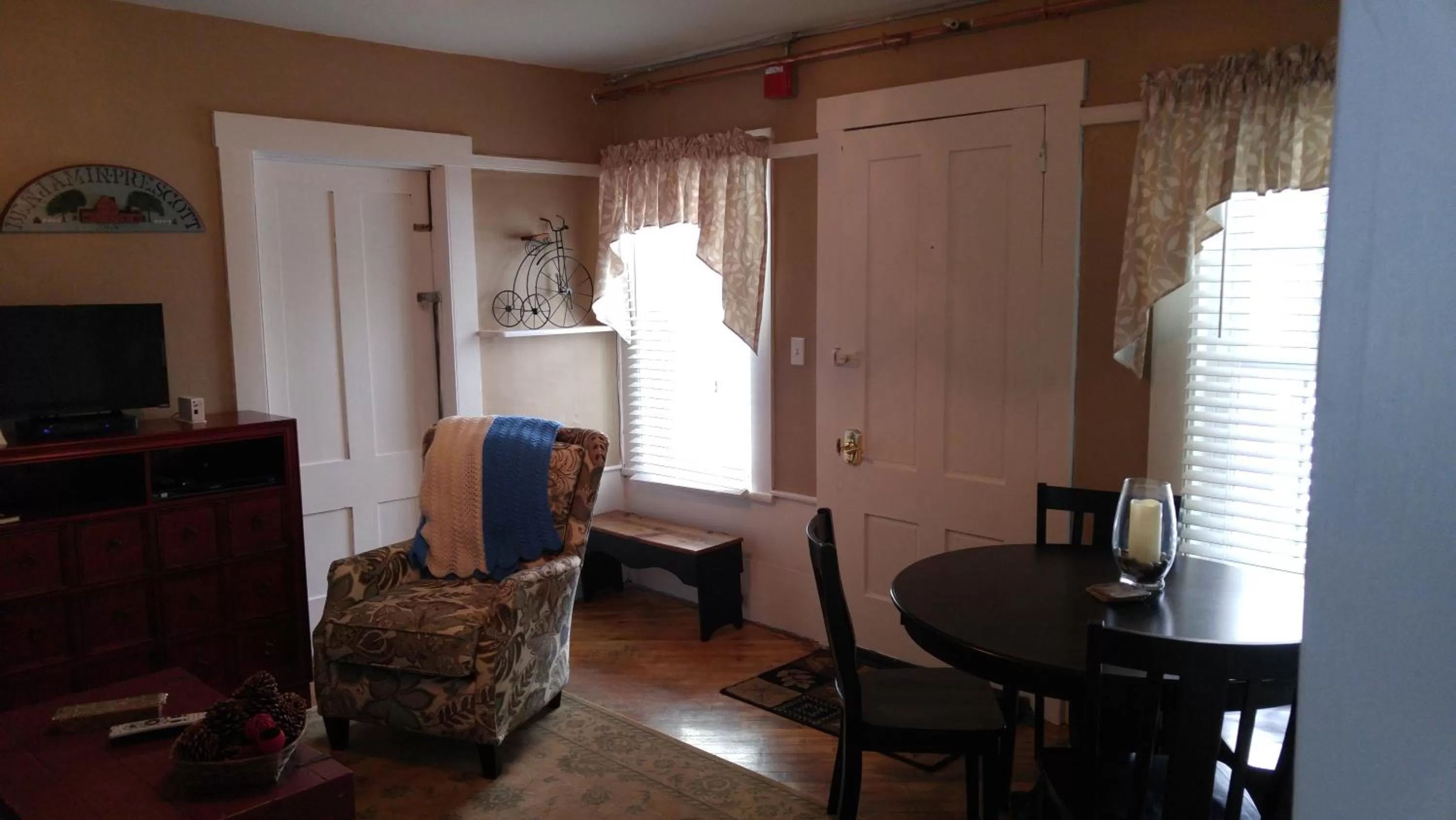 Day in Benjamin Prescott Inn